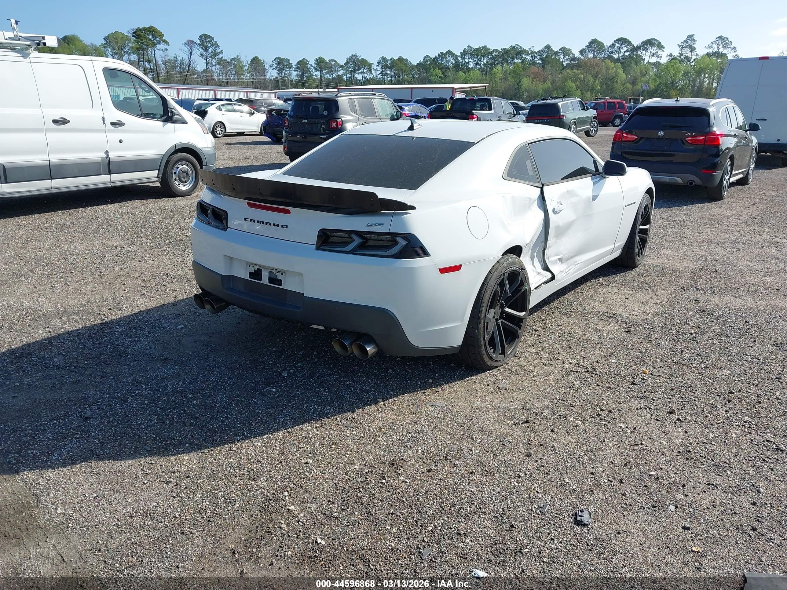 CHEVROLET CAMARO image 4