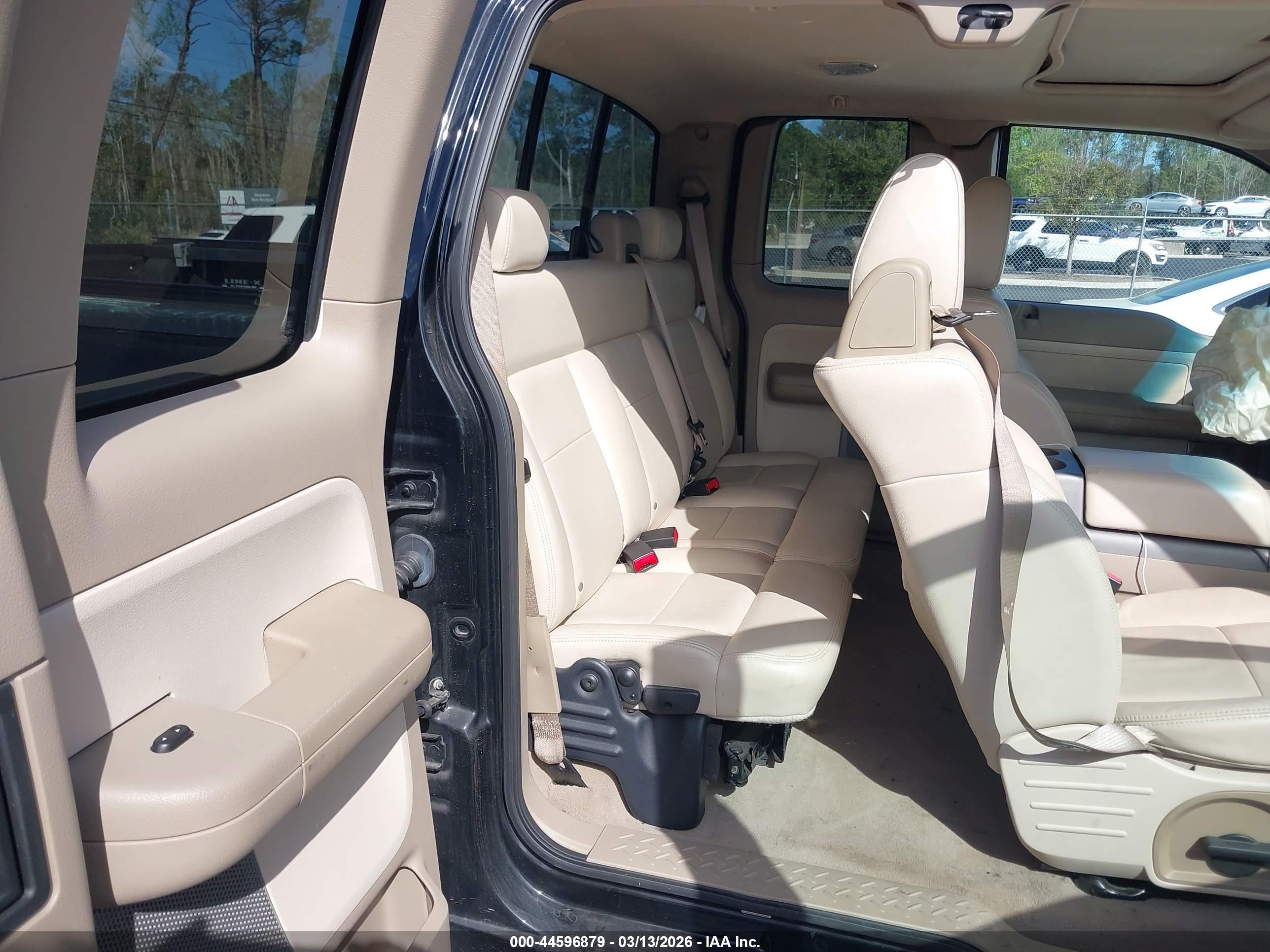 FORD F-150 image 8