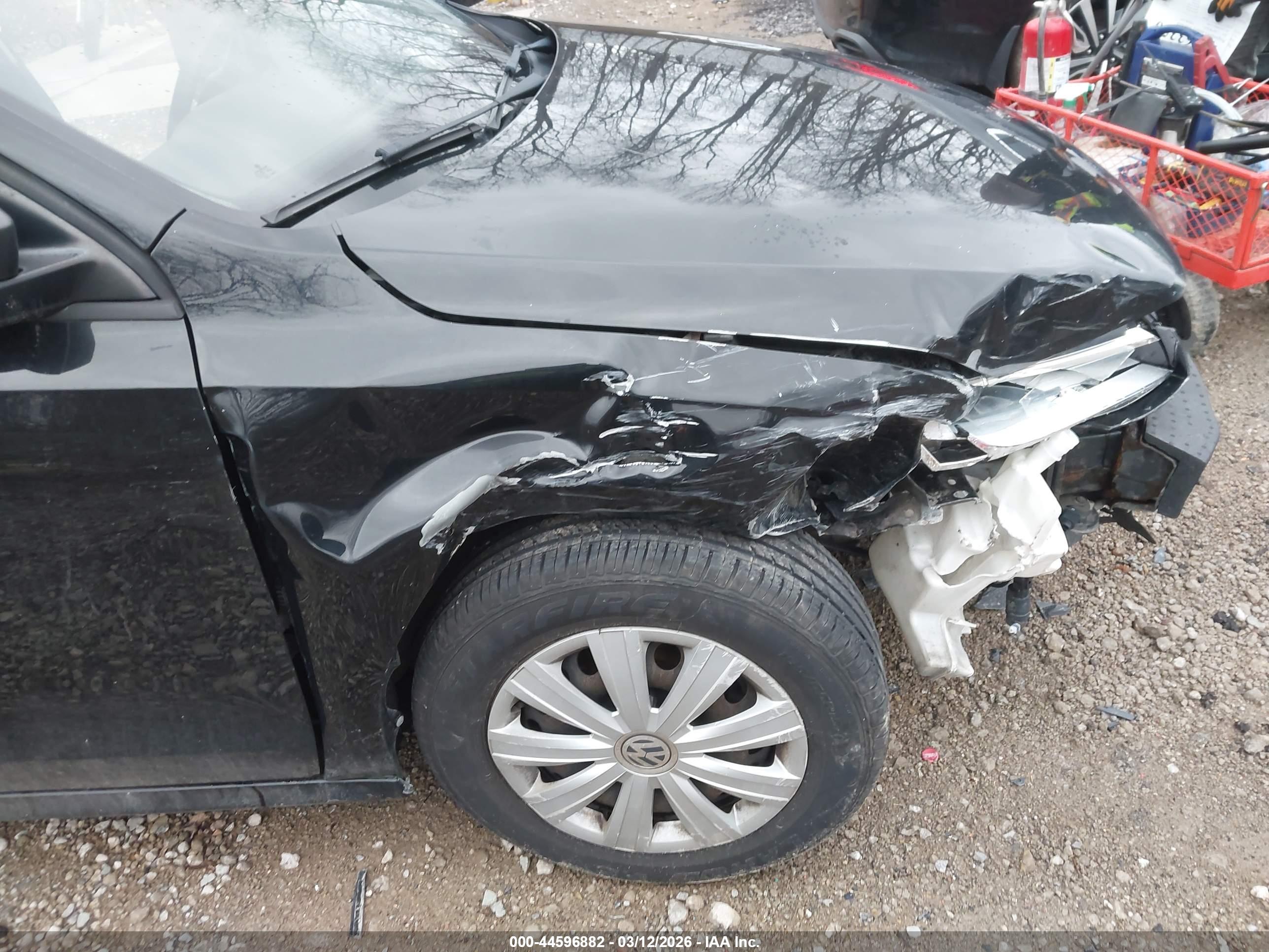 VOLKSWAGEN JETTA image 6