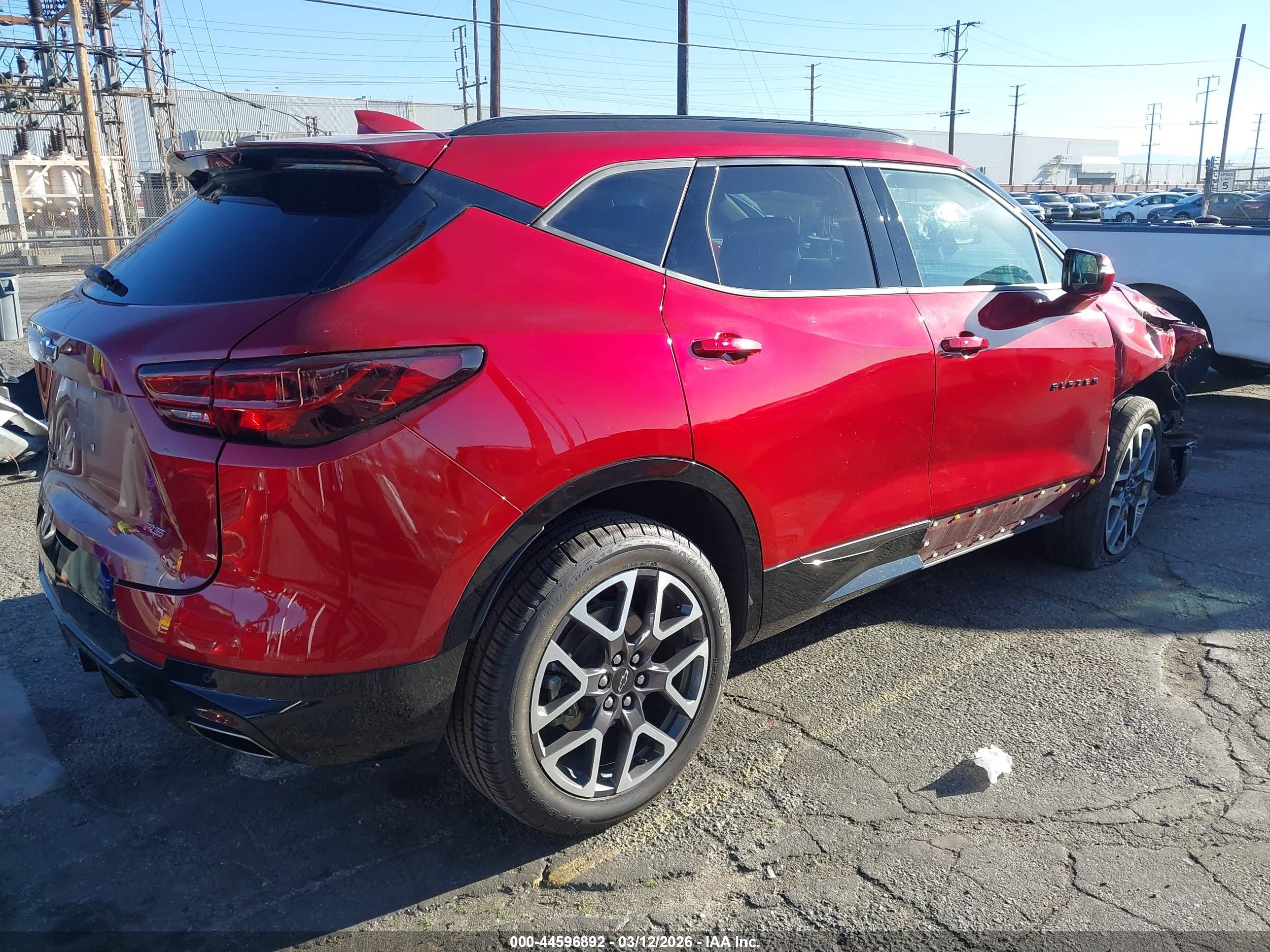 CHEVROLET BLAZER image 4