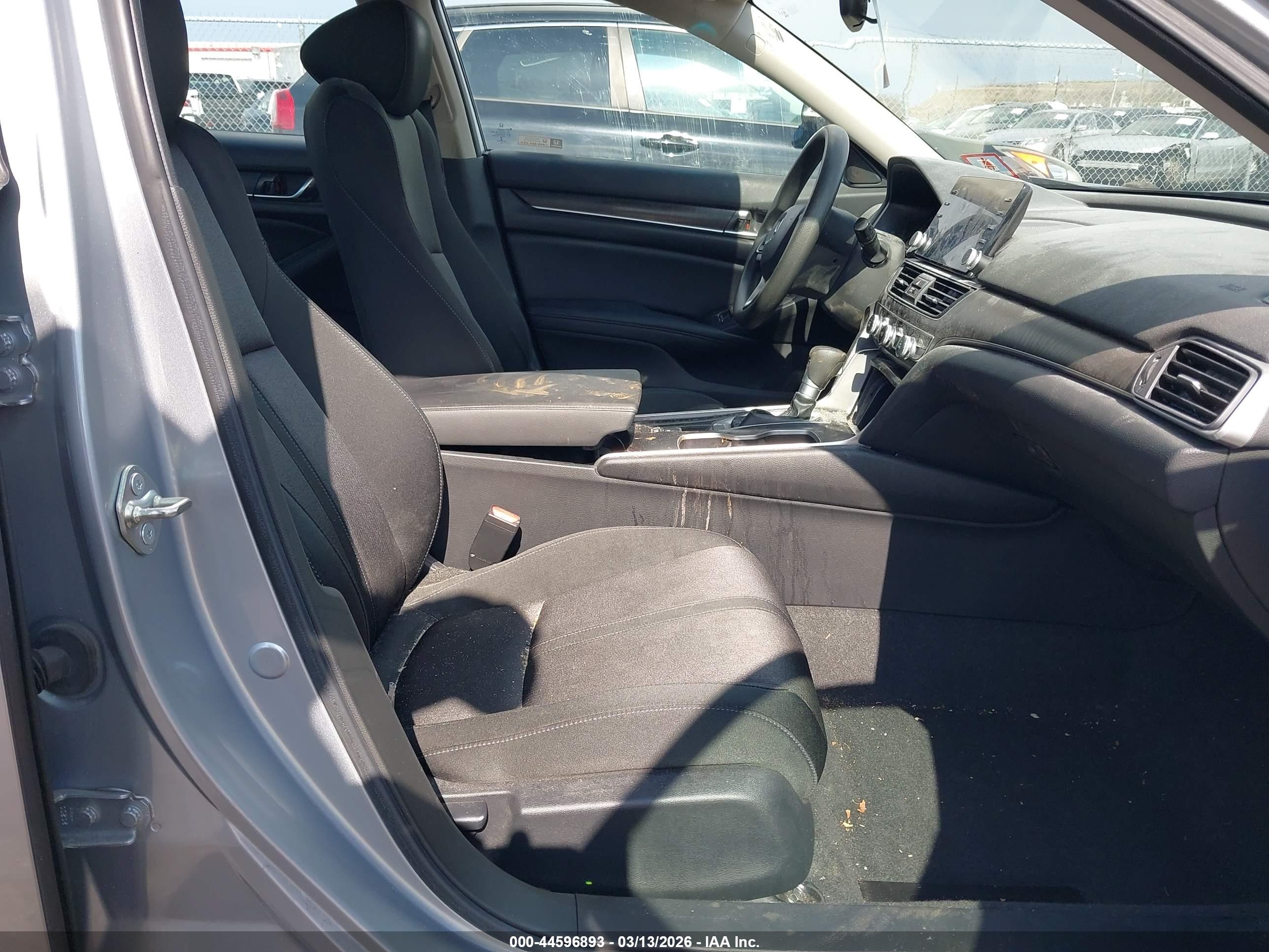 HONDA ACCORD image 5