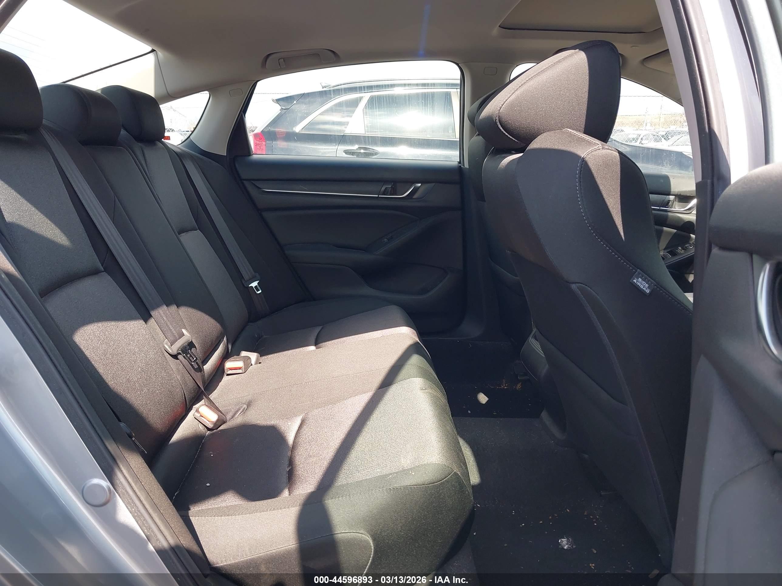HONDA ACCORD image 8