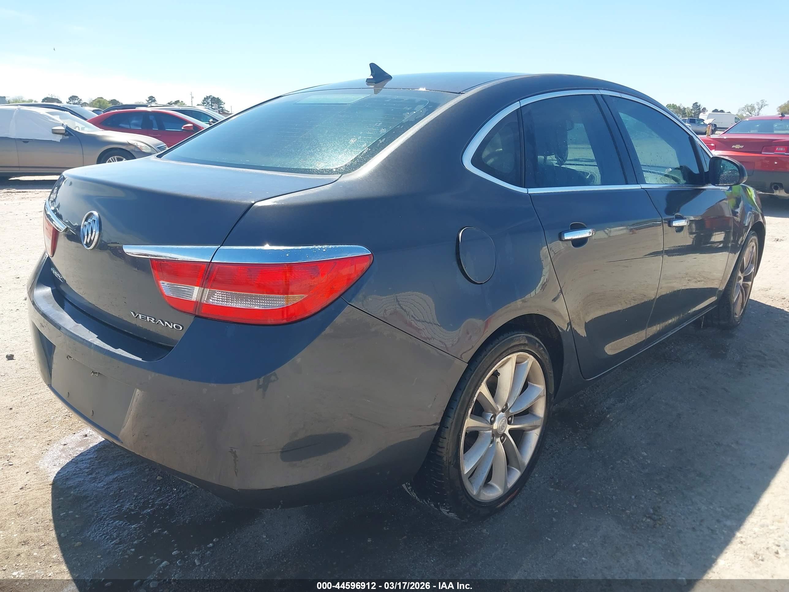 BUICK VERANO image 4