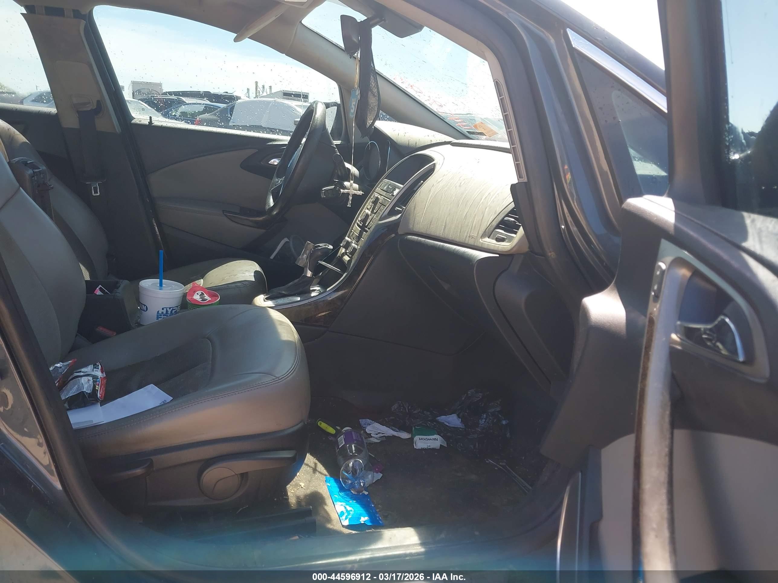 BUICK VERANO image 5