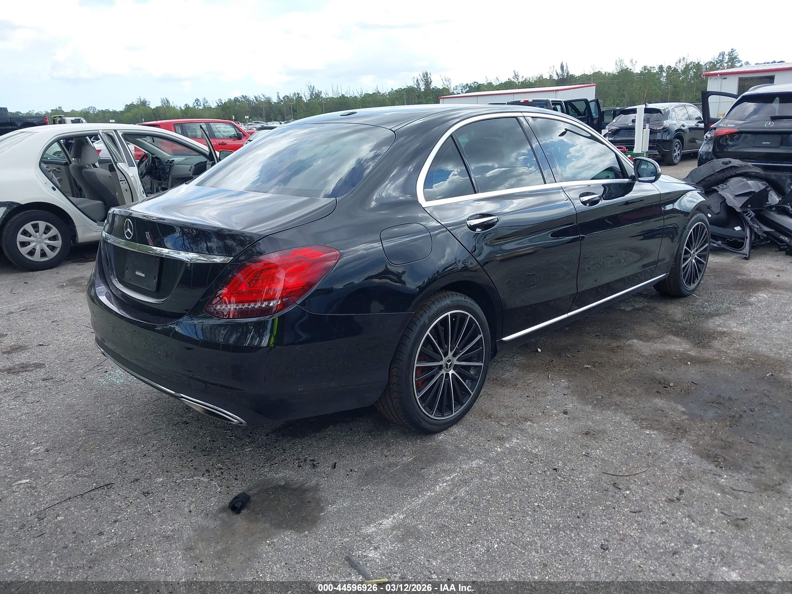 MERCEDES-BENZ C image 4