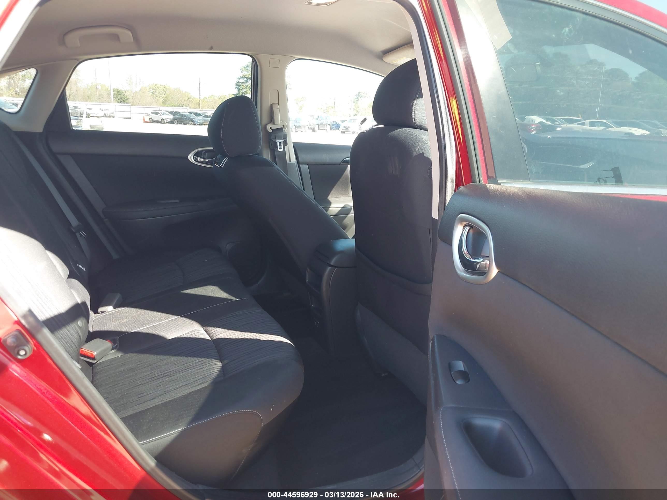 NISSAN SENTRA image 8