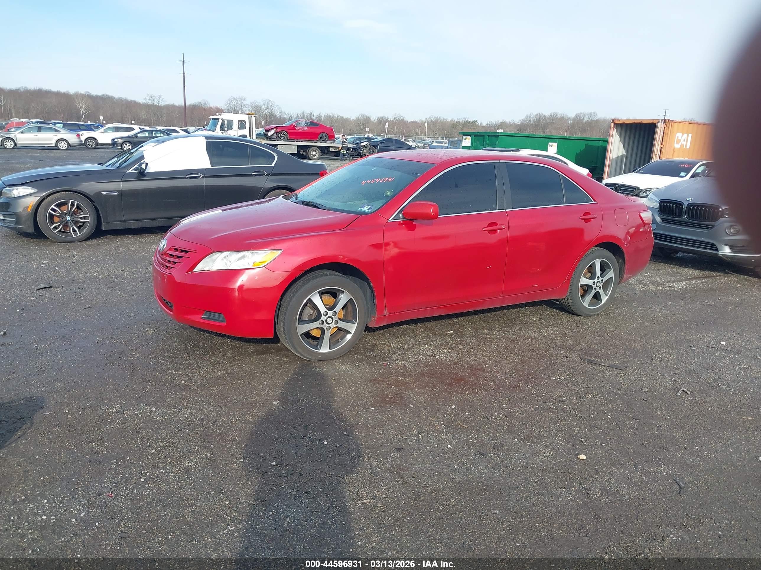 TOYOTA CAMRY image 2