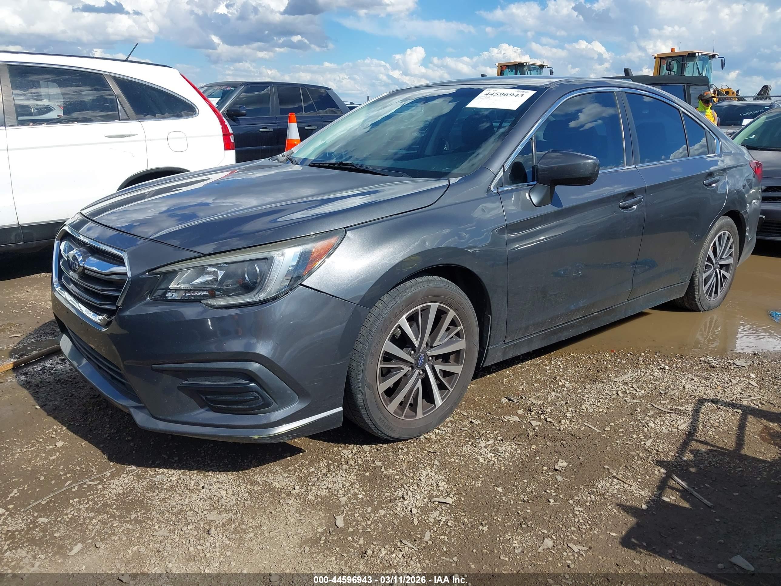SUBARU LEGACY image 2