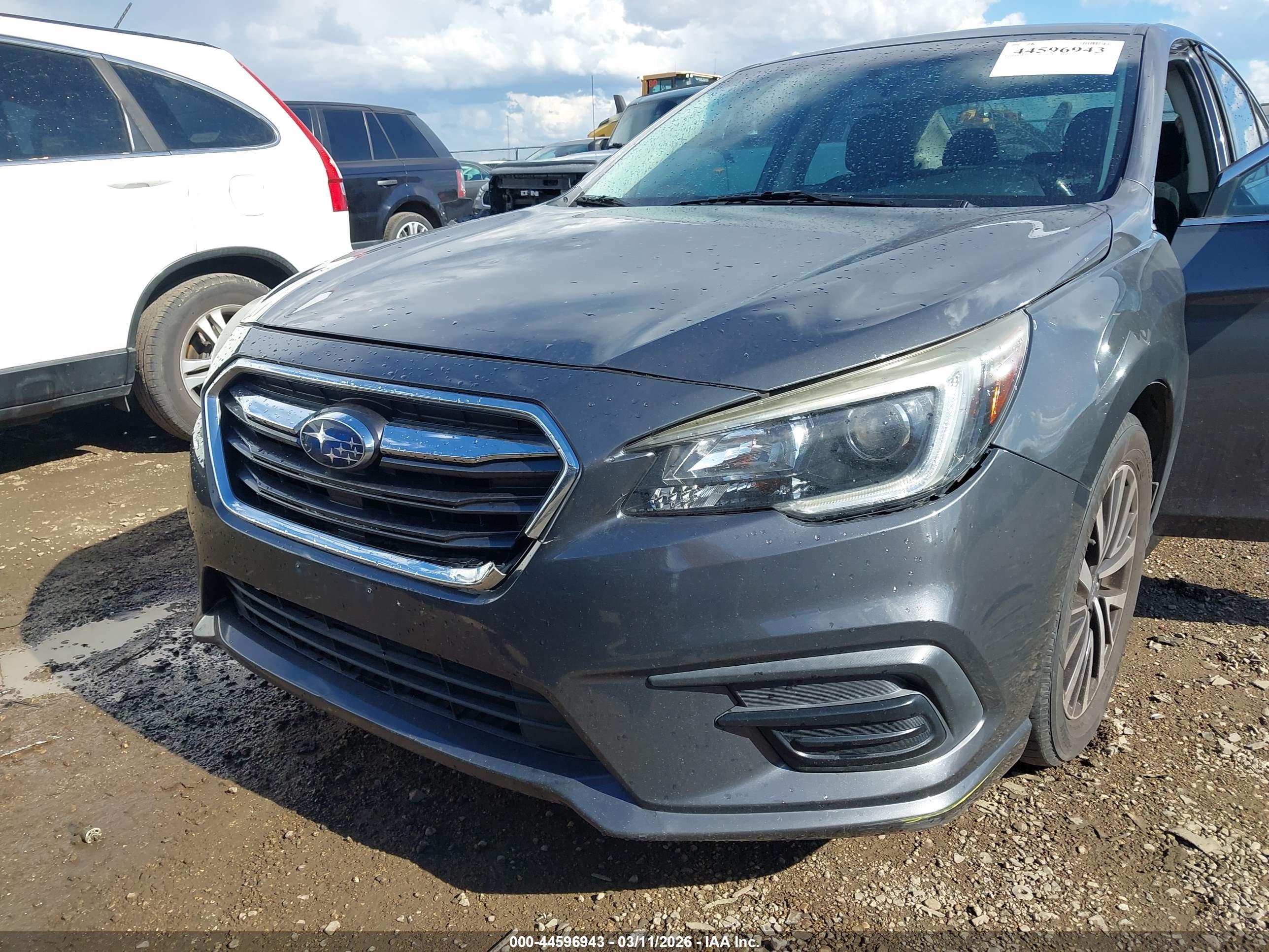 SUBARU LEGACY image 6