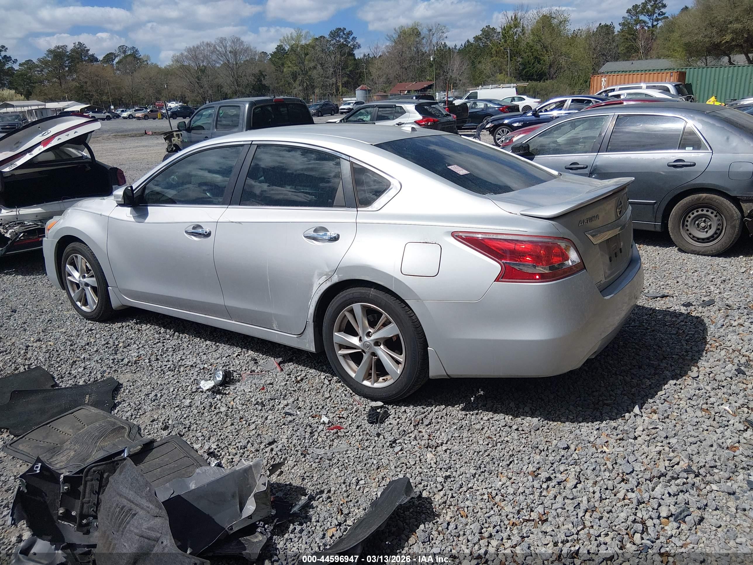NISSAN ALTIMA image 3