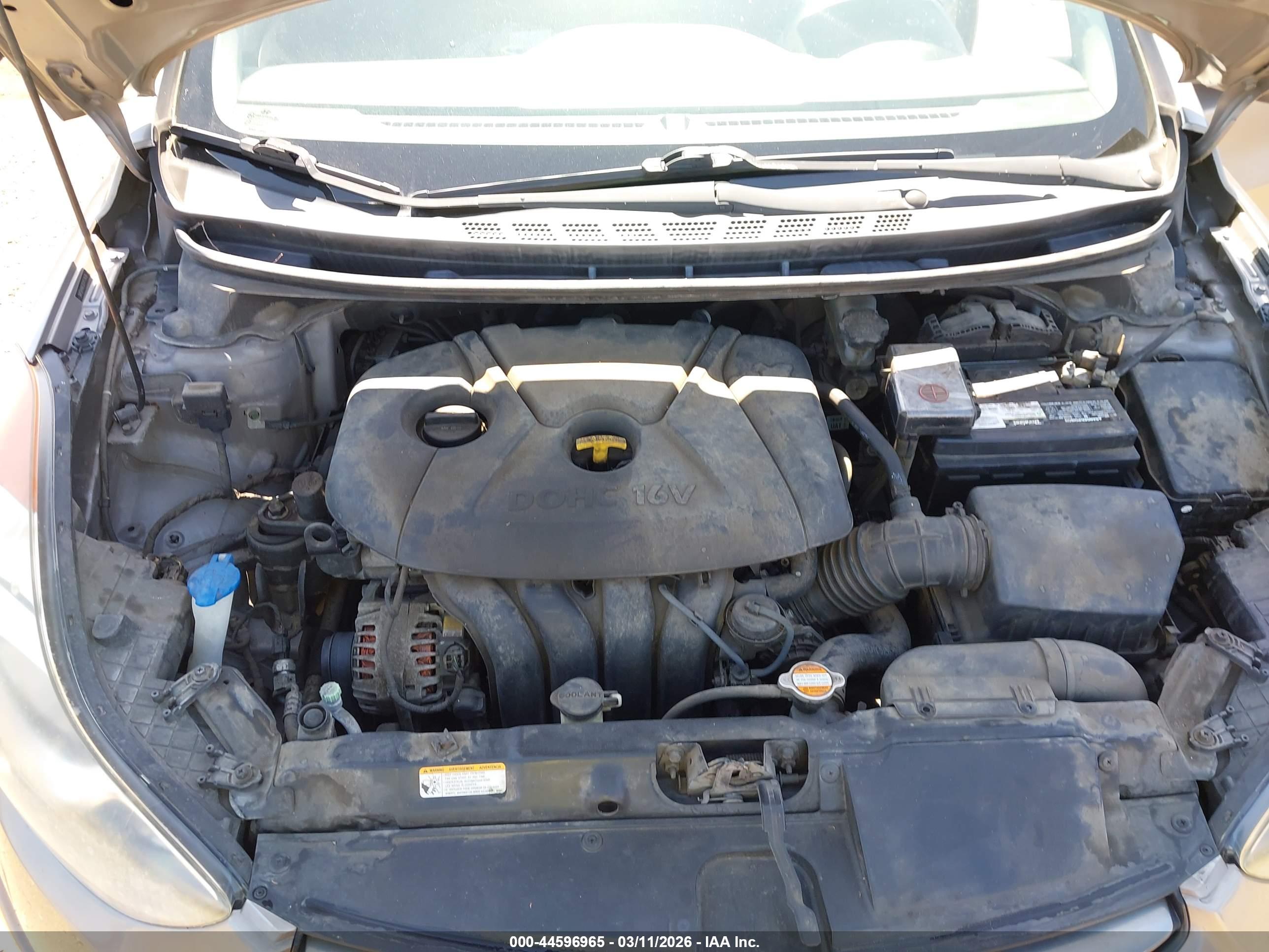 HYUNDAI ELANTRA image 10