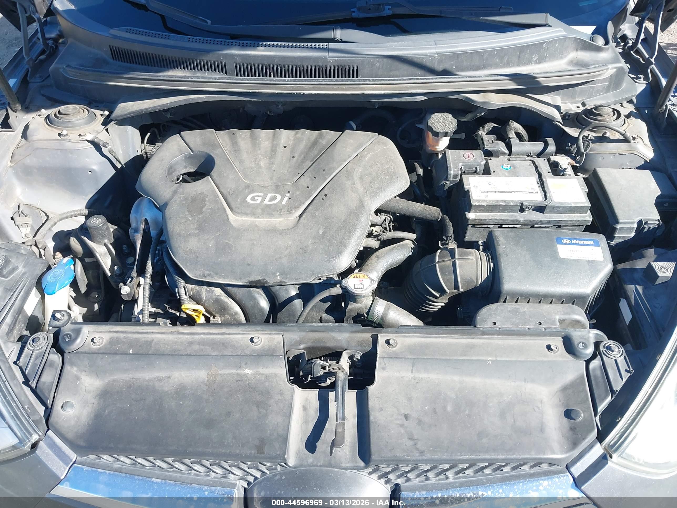 HYUNDAI VELOSTER image 10