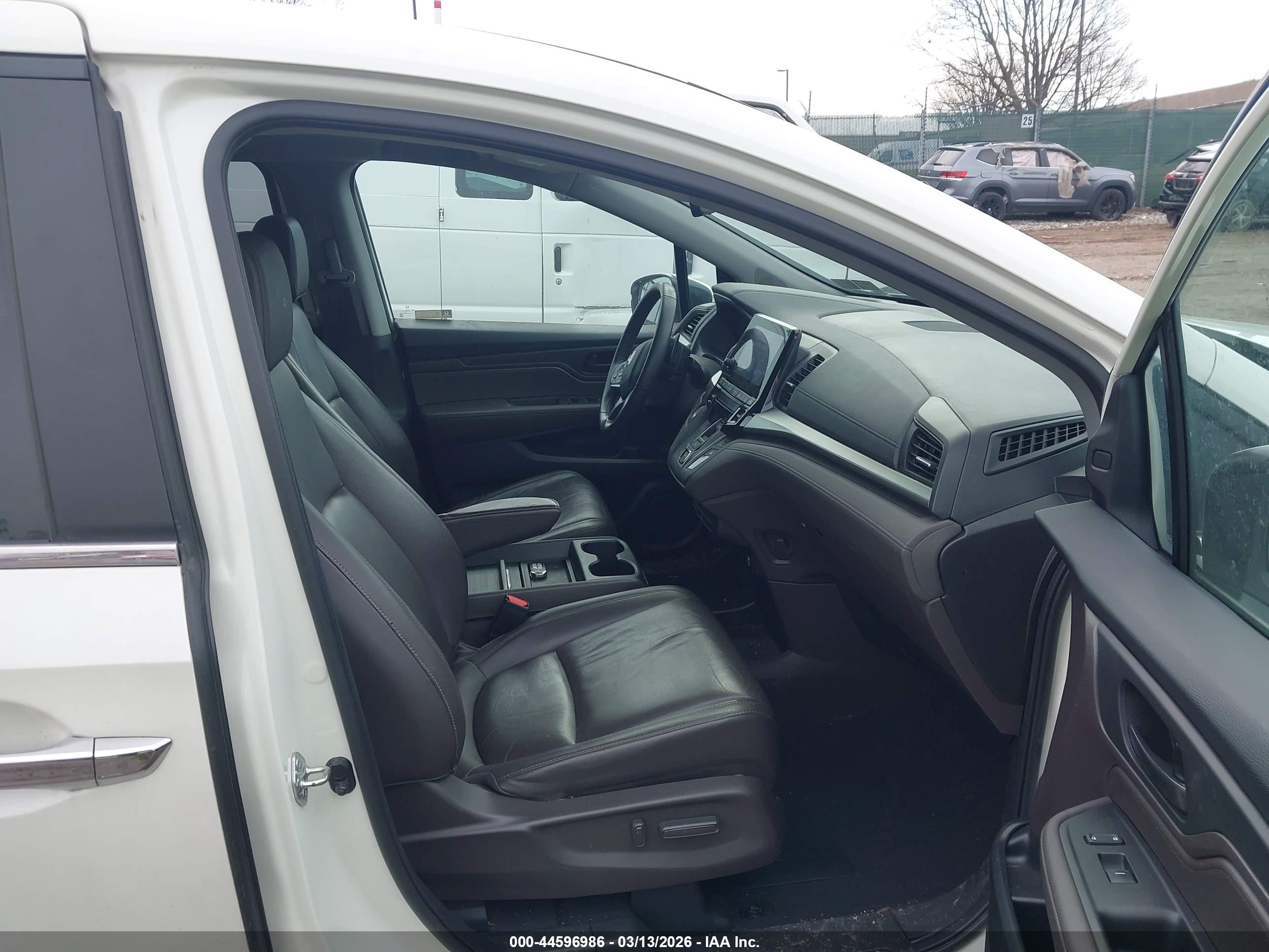 HONDA ODYSSEY image 5