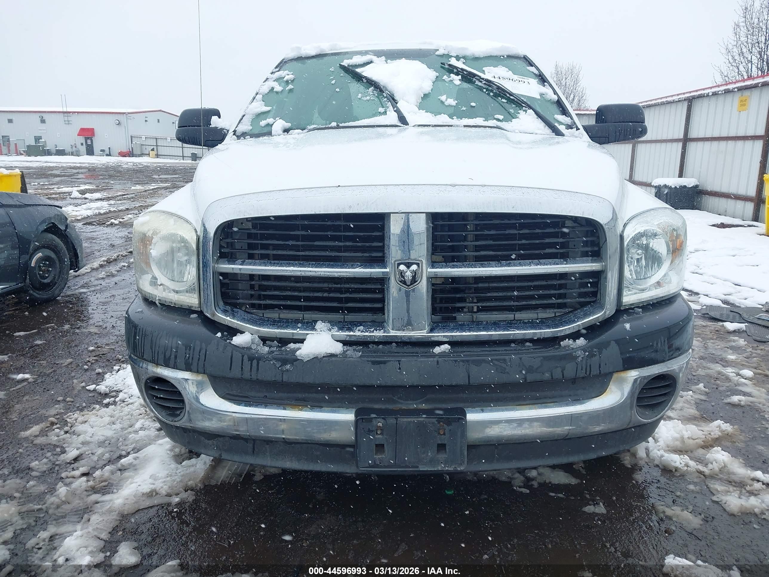 DODGE RAM image 6