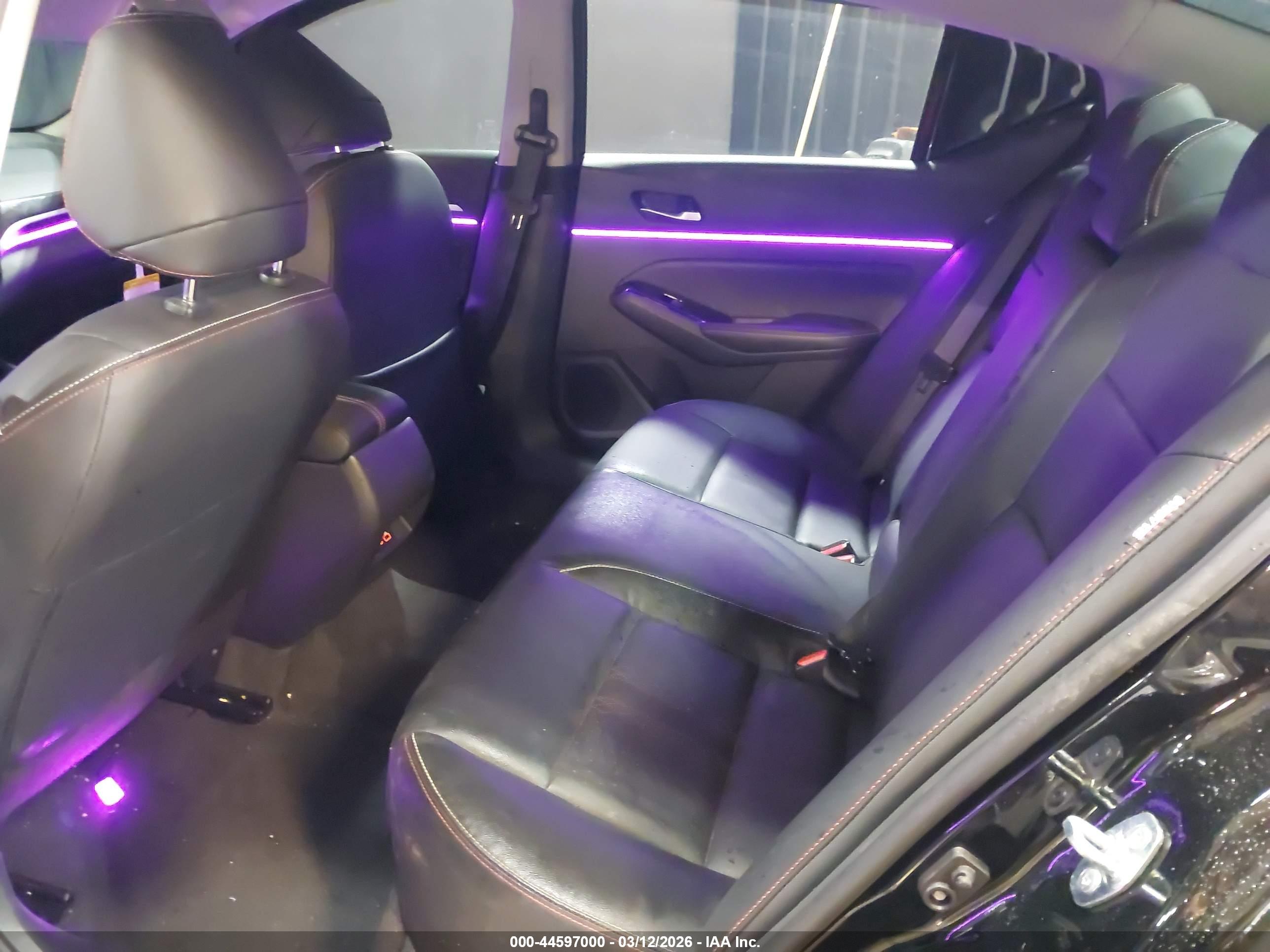 NISSAN ALTIMA image 8