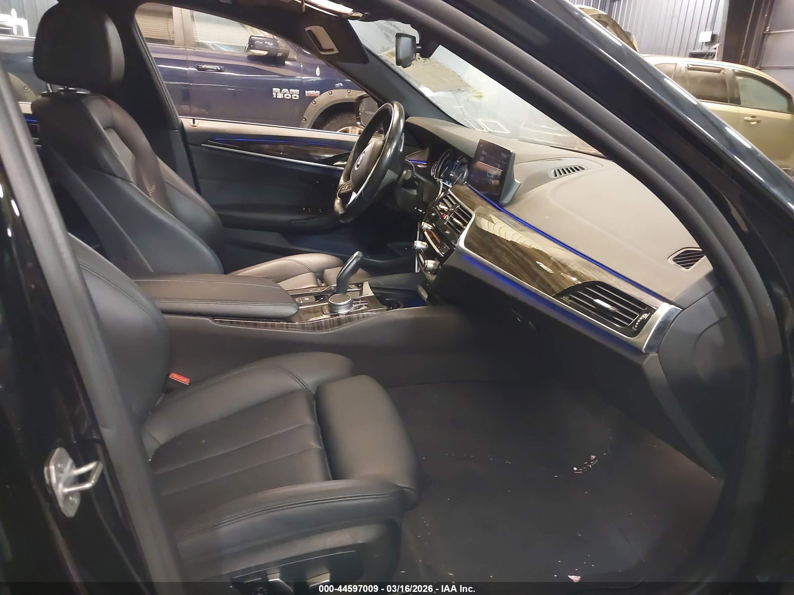 BMW 530E image 5