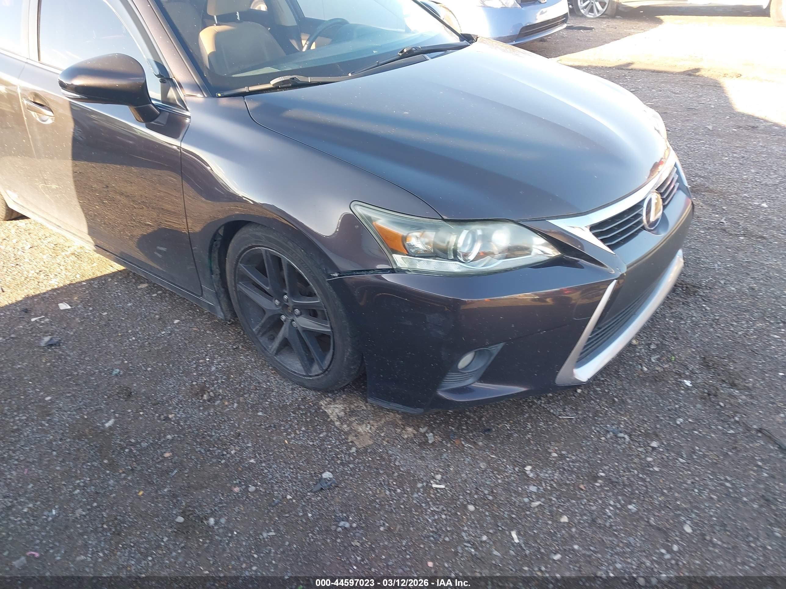 LEXUS CT image 6