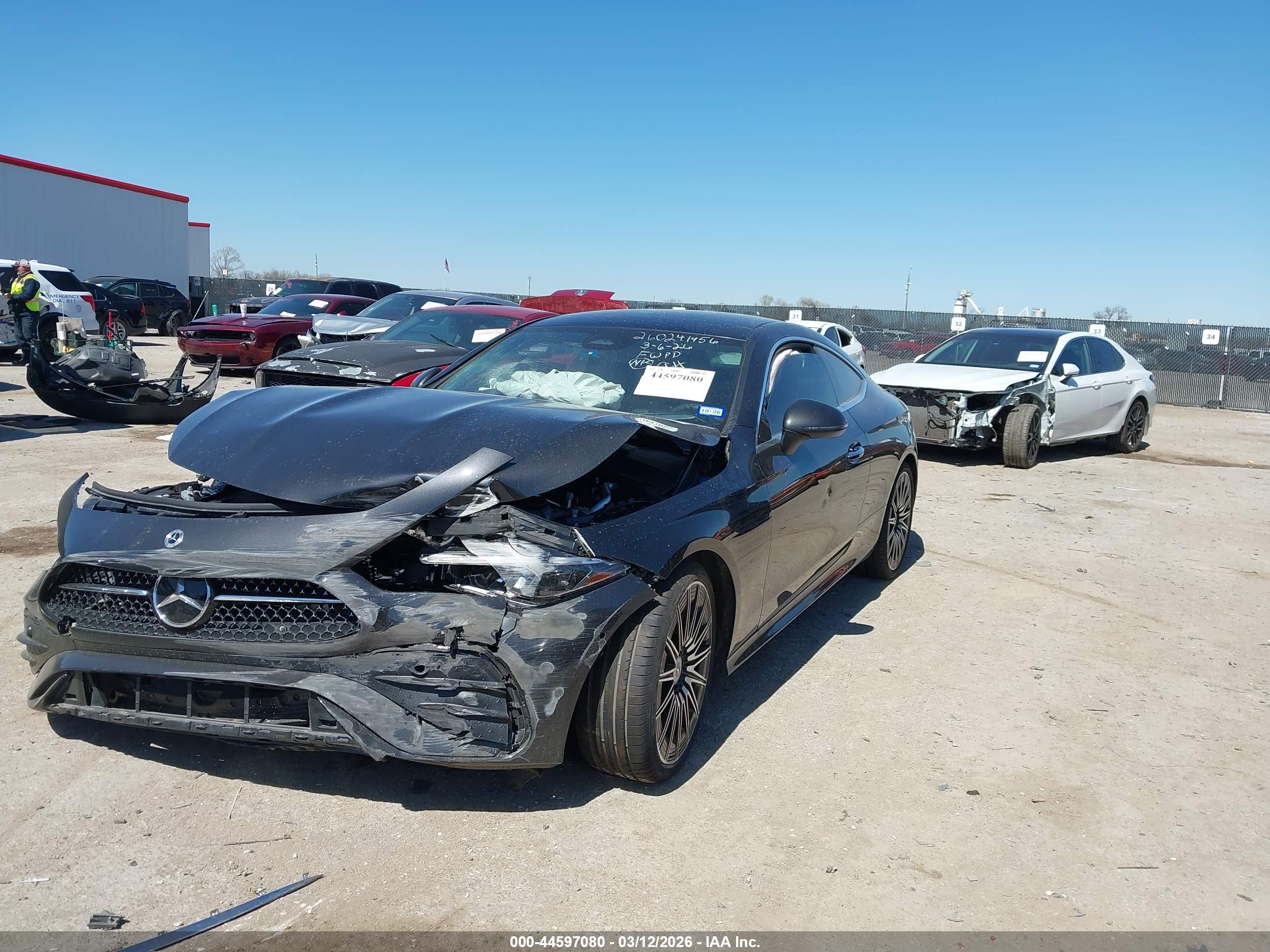 MERCEDES-BENZ CLE image 2