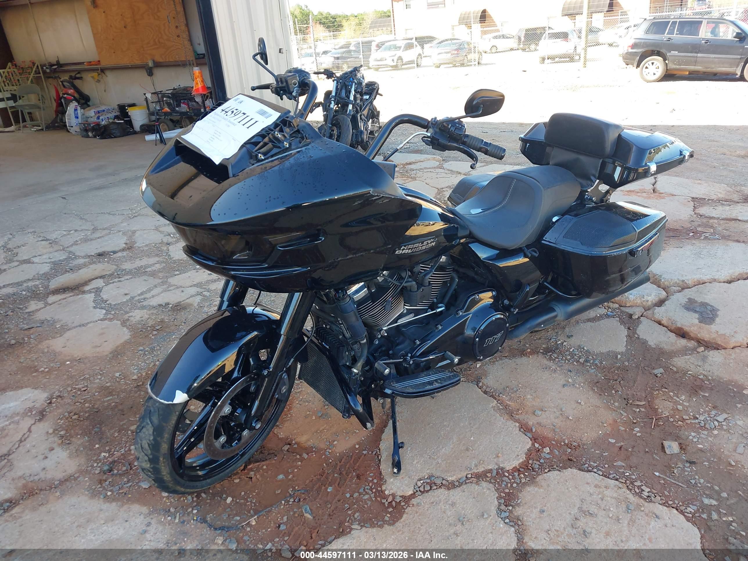HARLEY-DAVIDSON FLTRX image 2