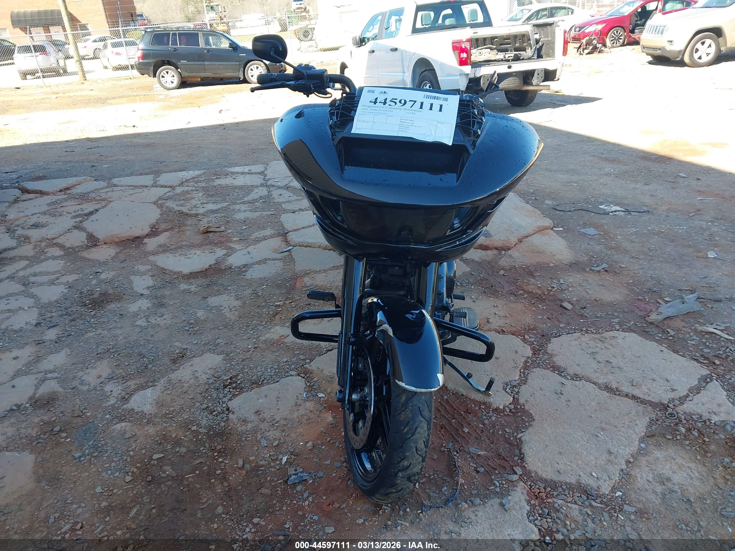 HARLEY-DAVIDSON FLTRX image 5