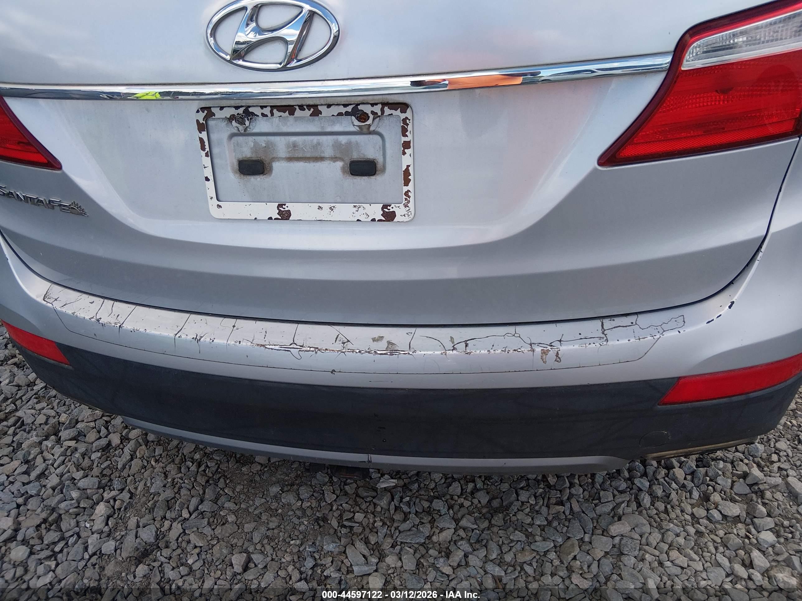 HYUNDAI SANTA image 6