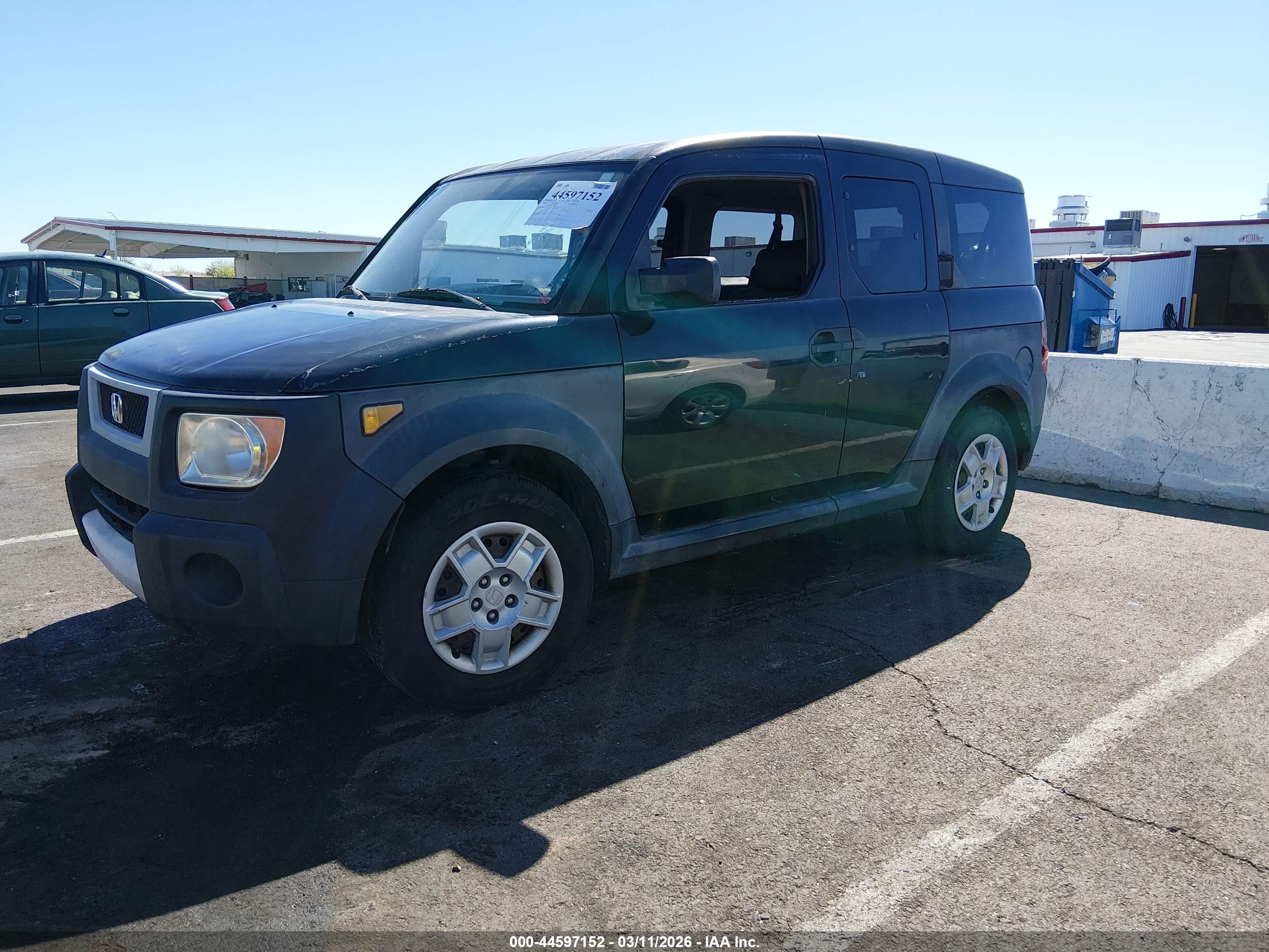 HONDA ELEMENT image 2