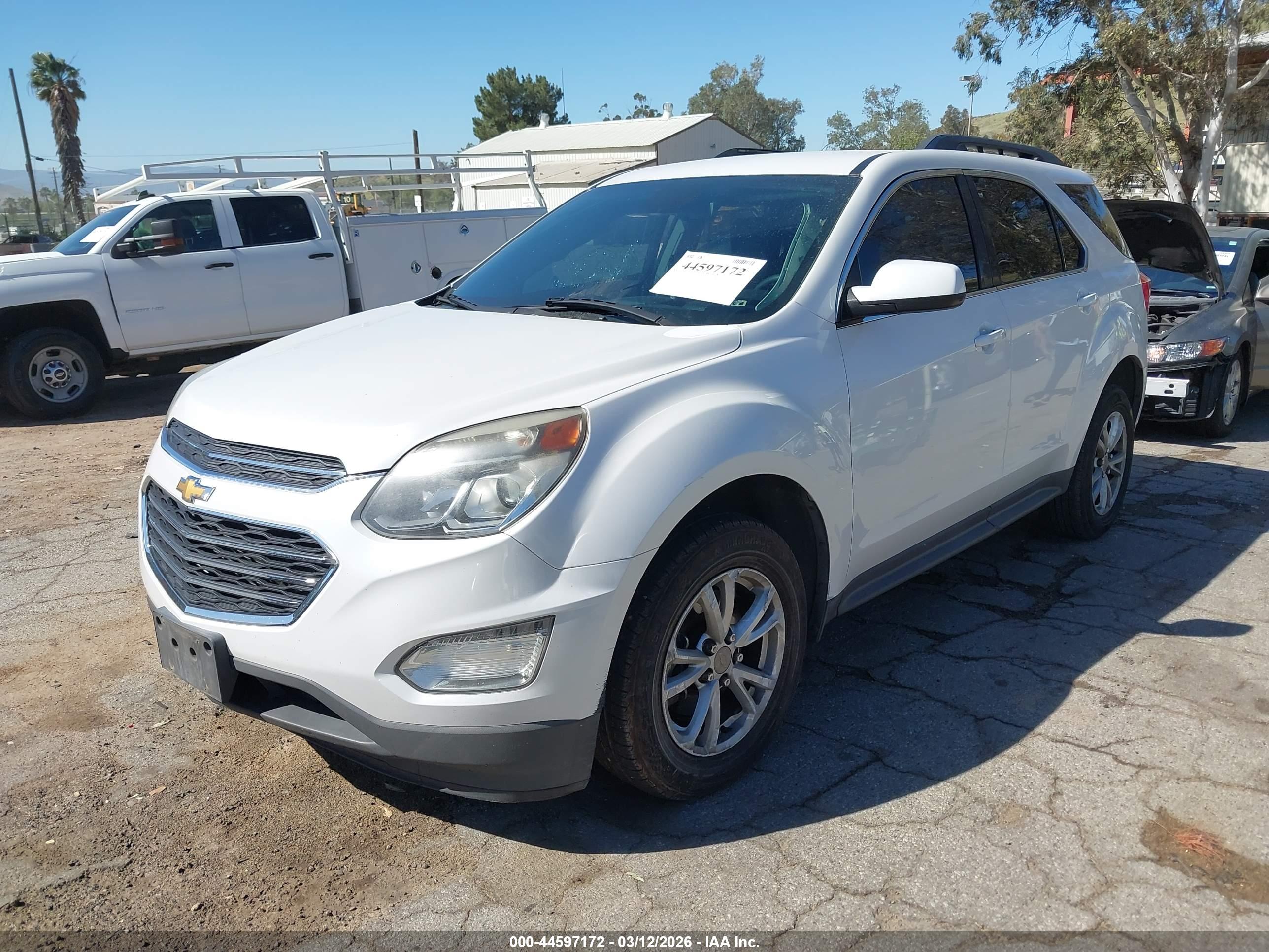 CHEVROLET EQUINOX image 2