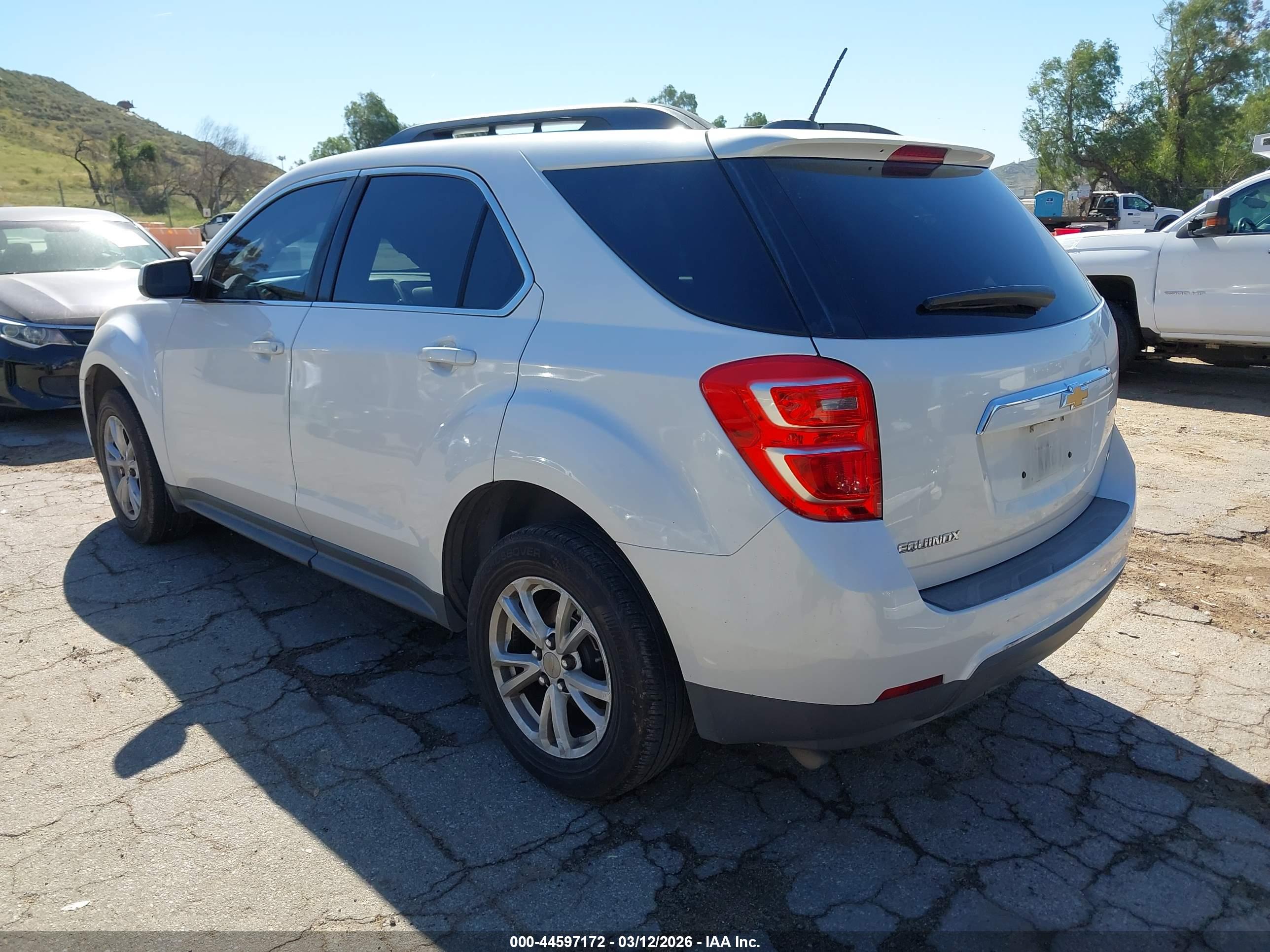 CHEVROLET EQUINOX image 3