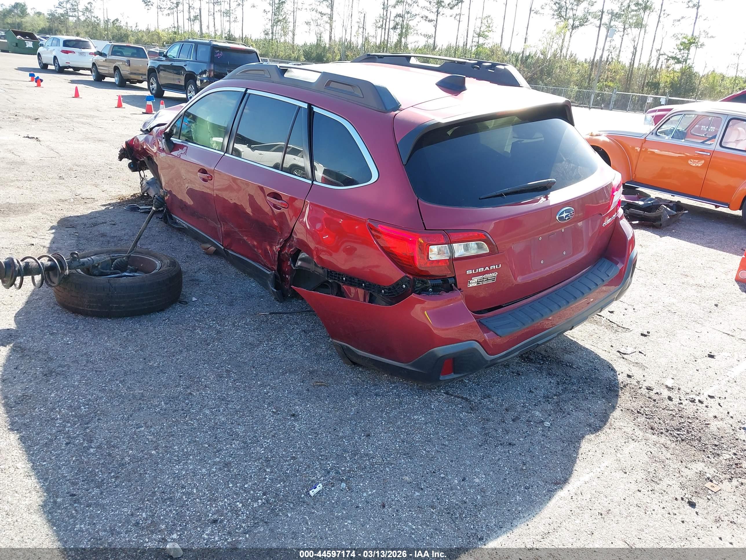 SUBARU OUTBACK image 3