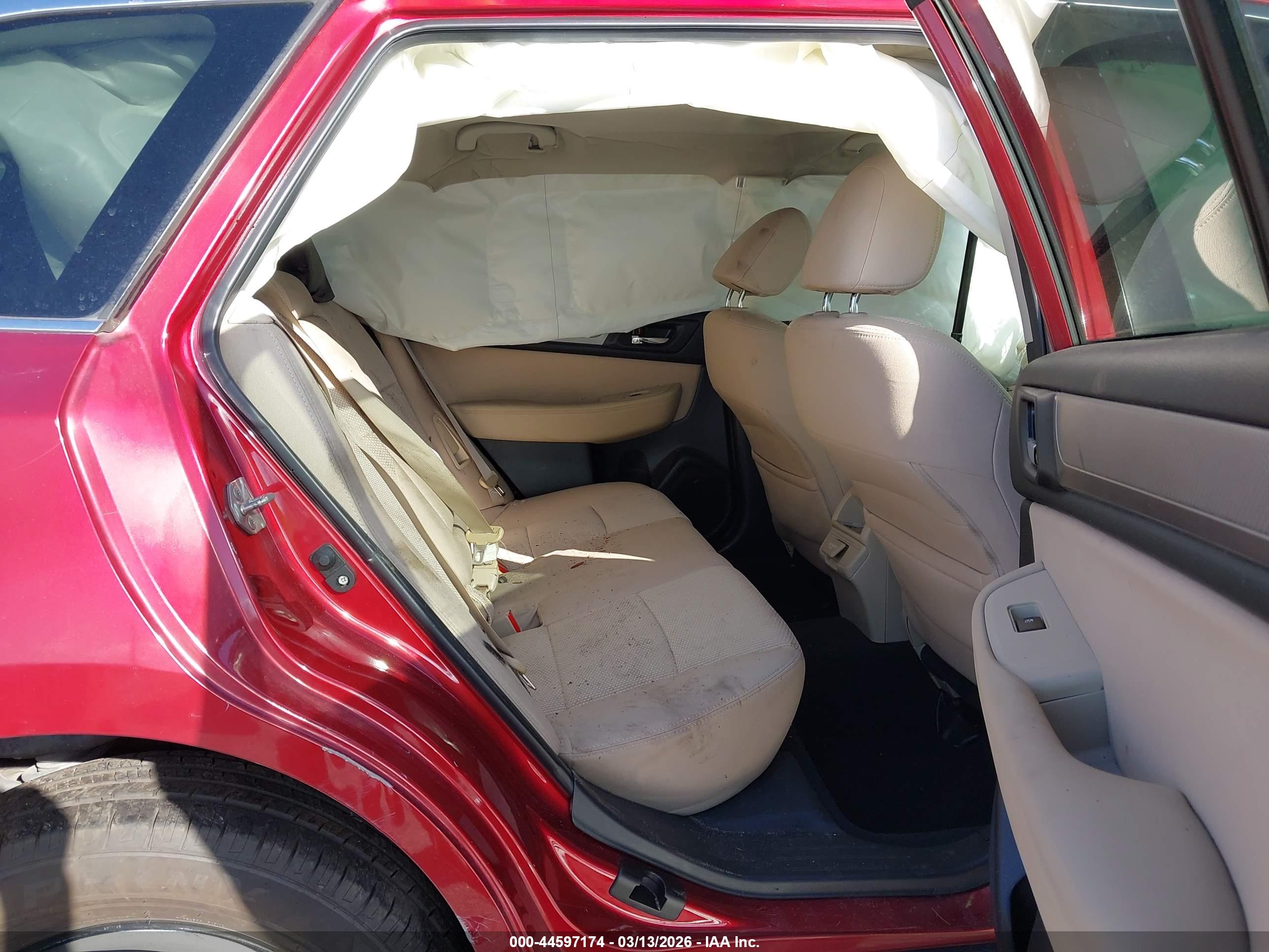 SUBARU OUTBACK image 8
