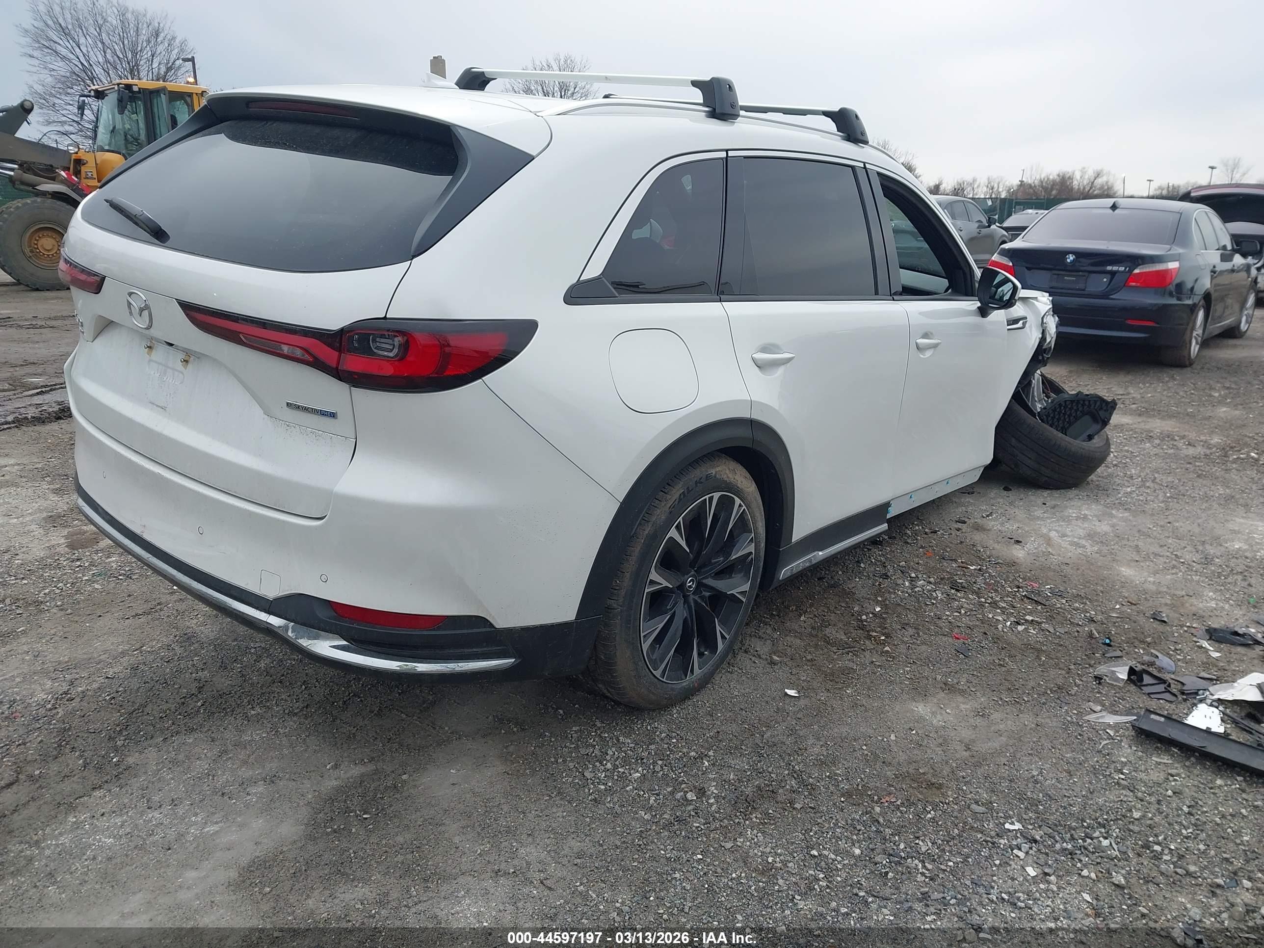 MAZDA CX-90 image 4