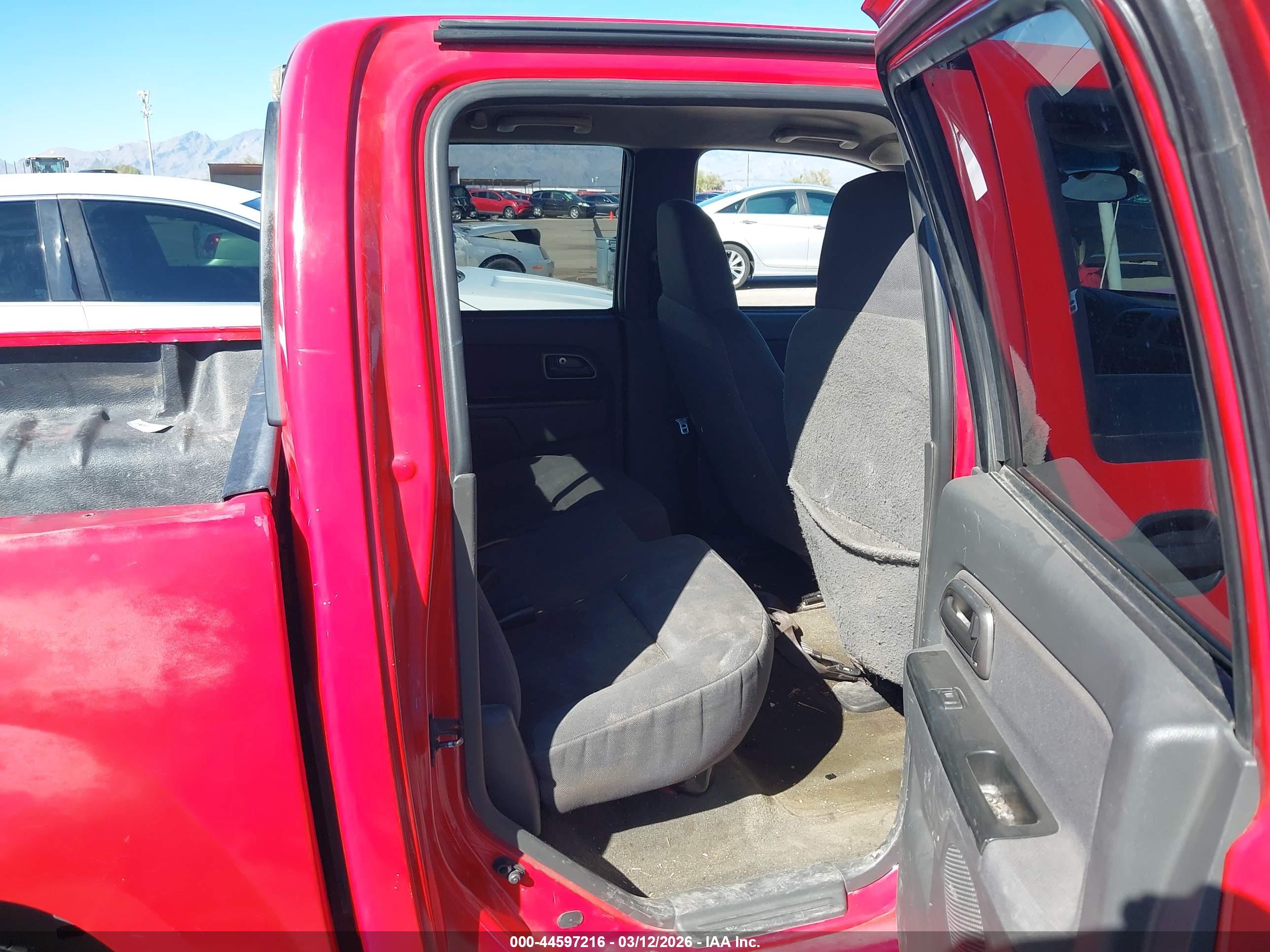 CHEVROLET COLORADO image 8