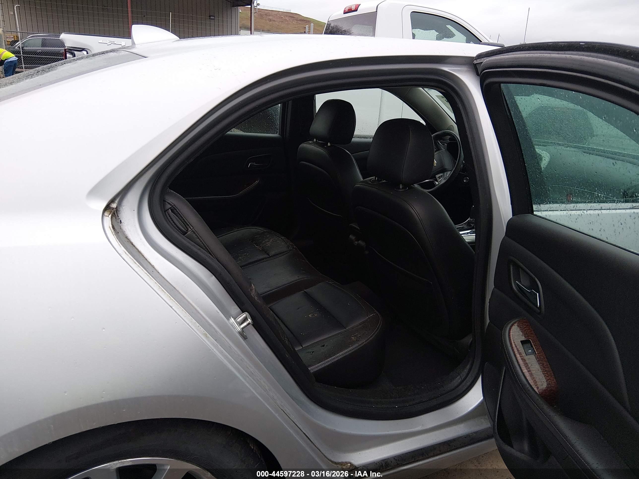 CHEVROLET MALIBU image 8