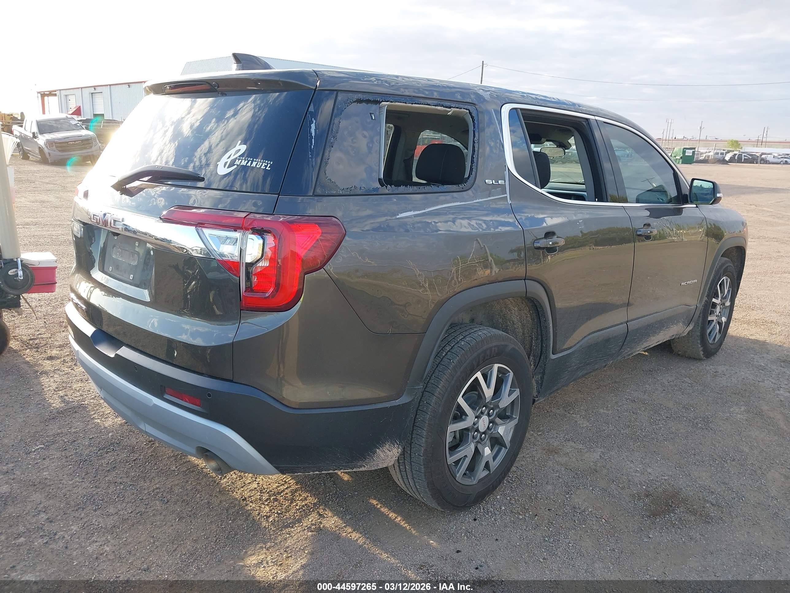 GMC ACADIA image 6