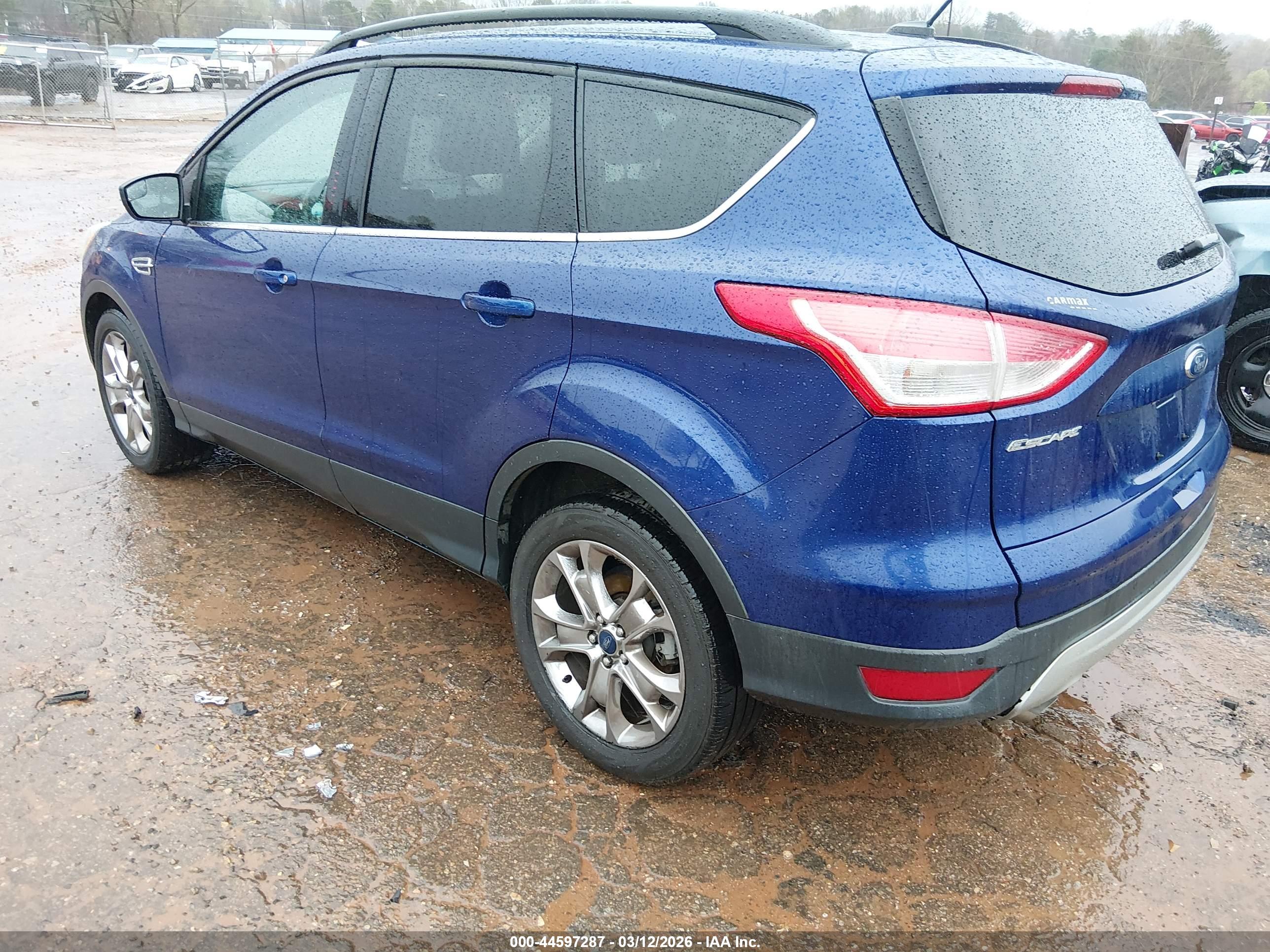 FORD ESCAPE image 3