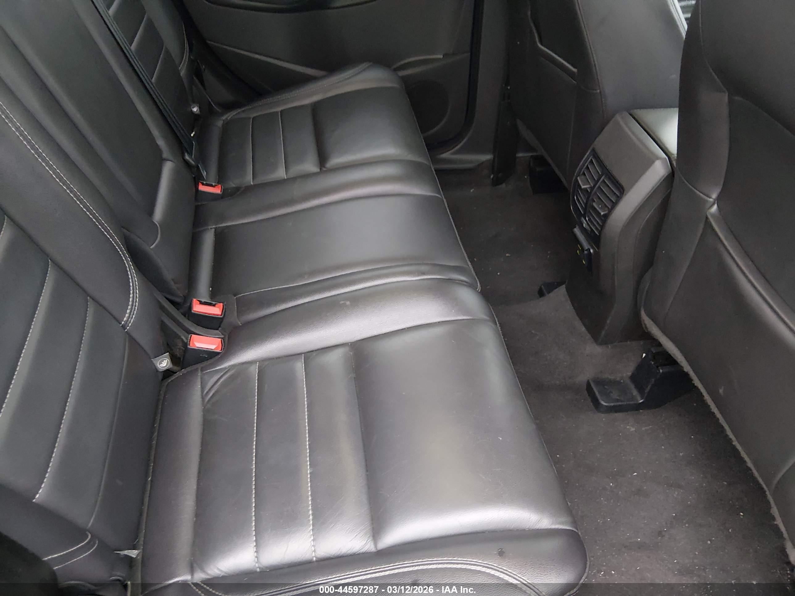 FORD ESCAPE image 8