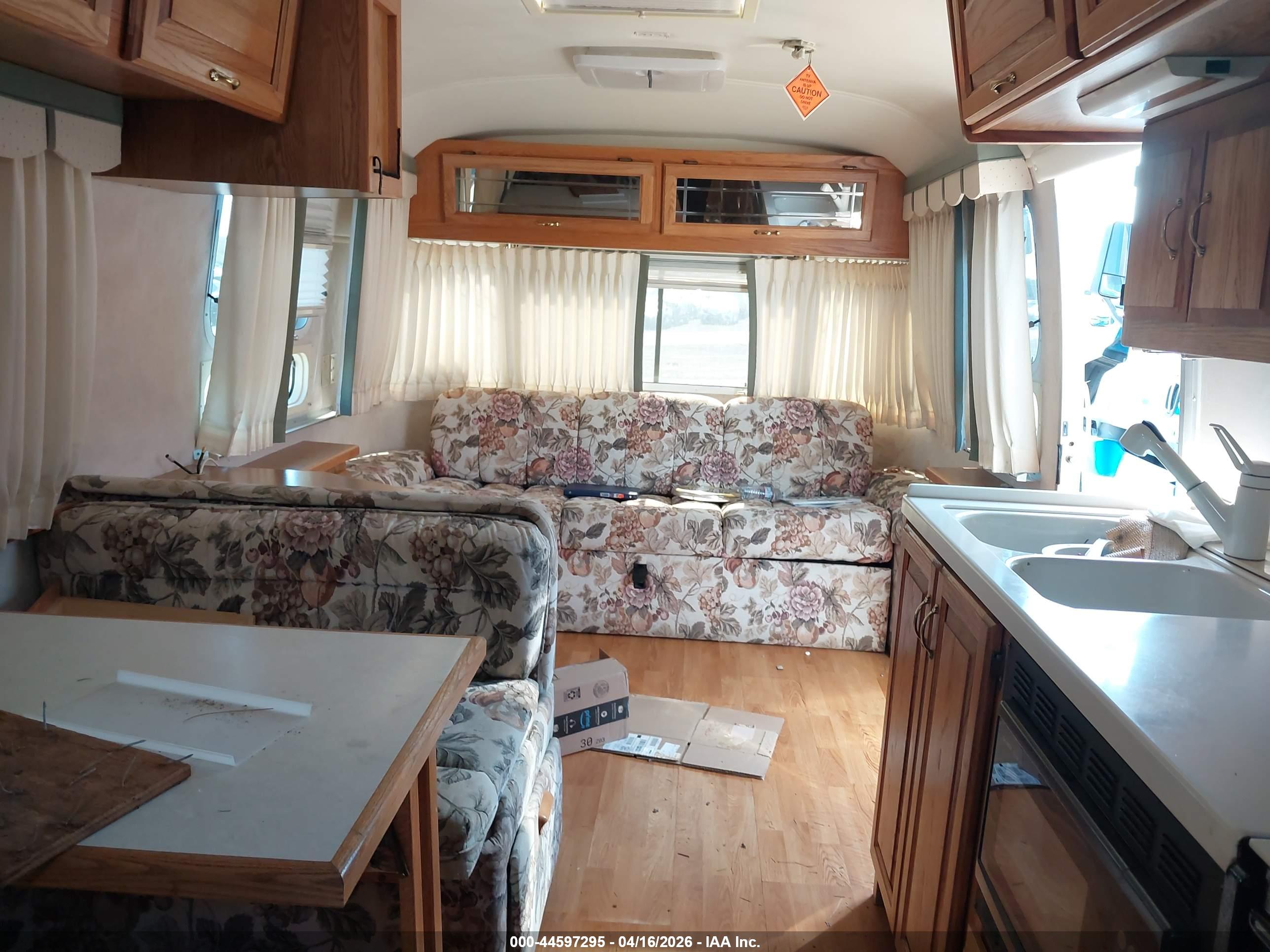 AIRSTREAM EXCELLA image 5