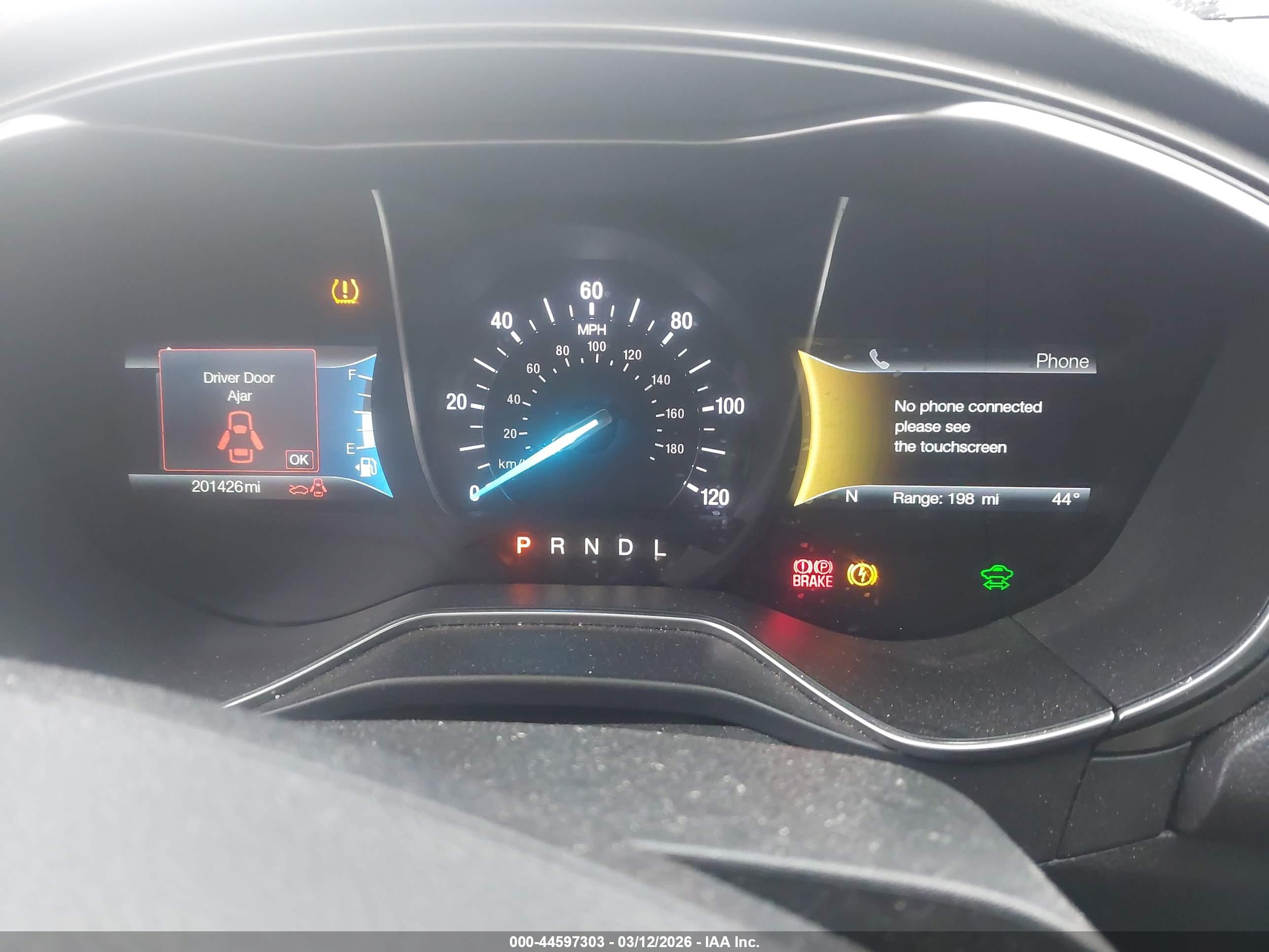 FORD FUSION image 7
