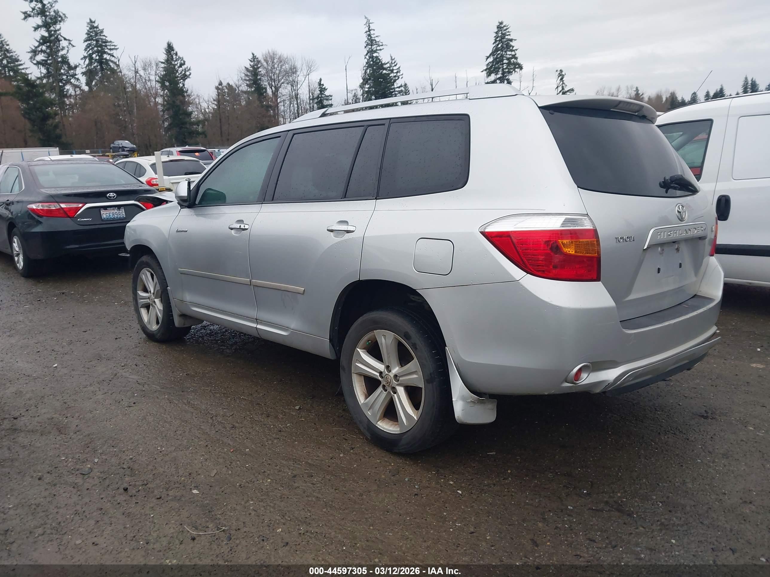 TOYOTA HIGHLANDER image 3