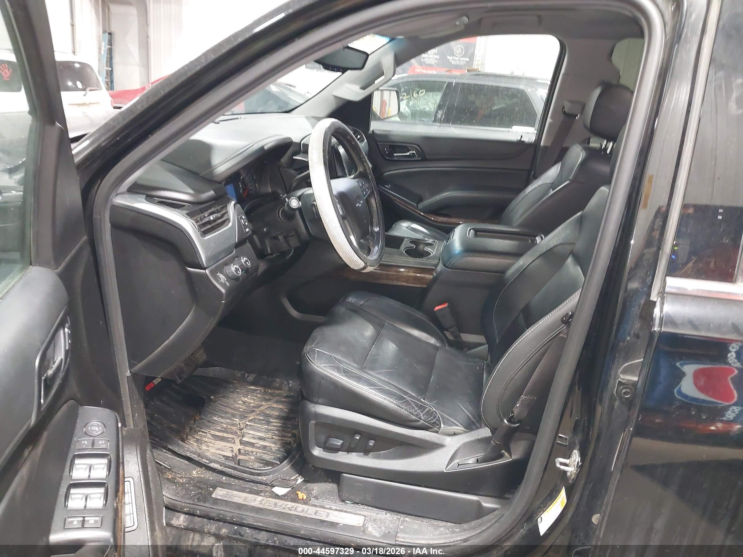 CHEVROLET TAHOE image 5