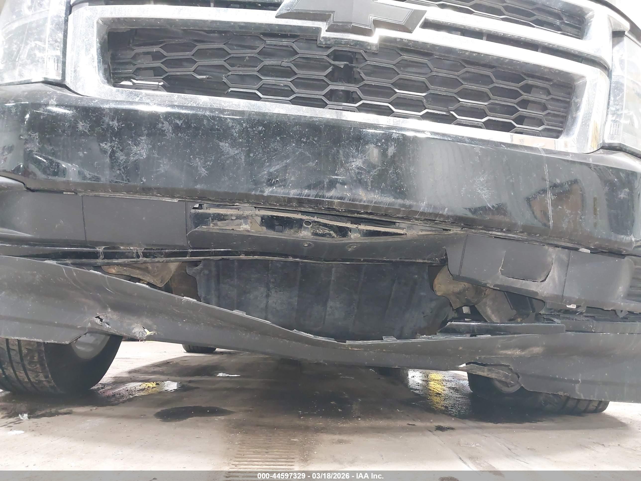 CHEVROLET TAHOE image 6
