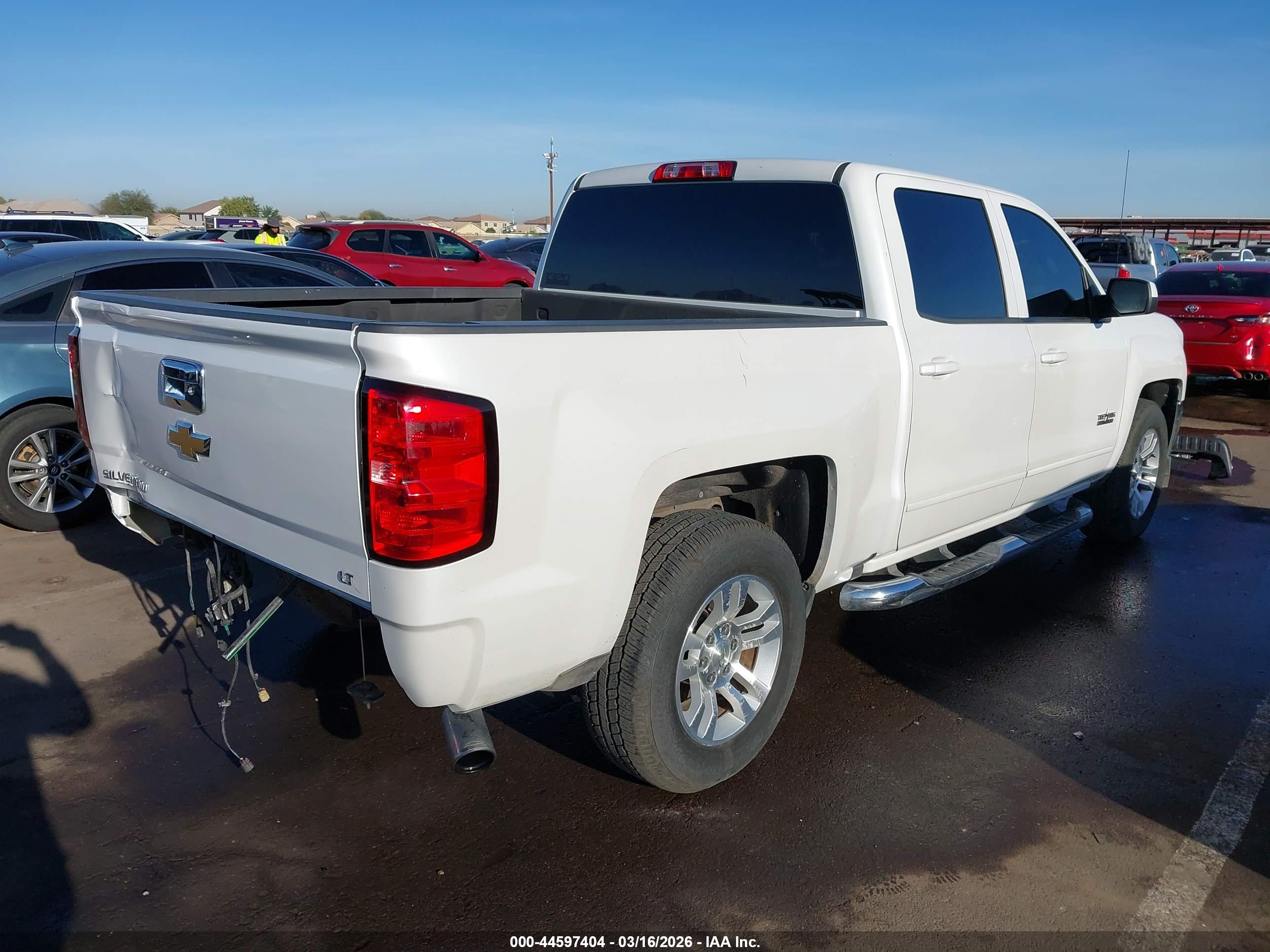 CHEVROLET SILVERADO image 4