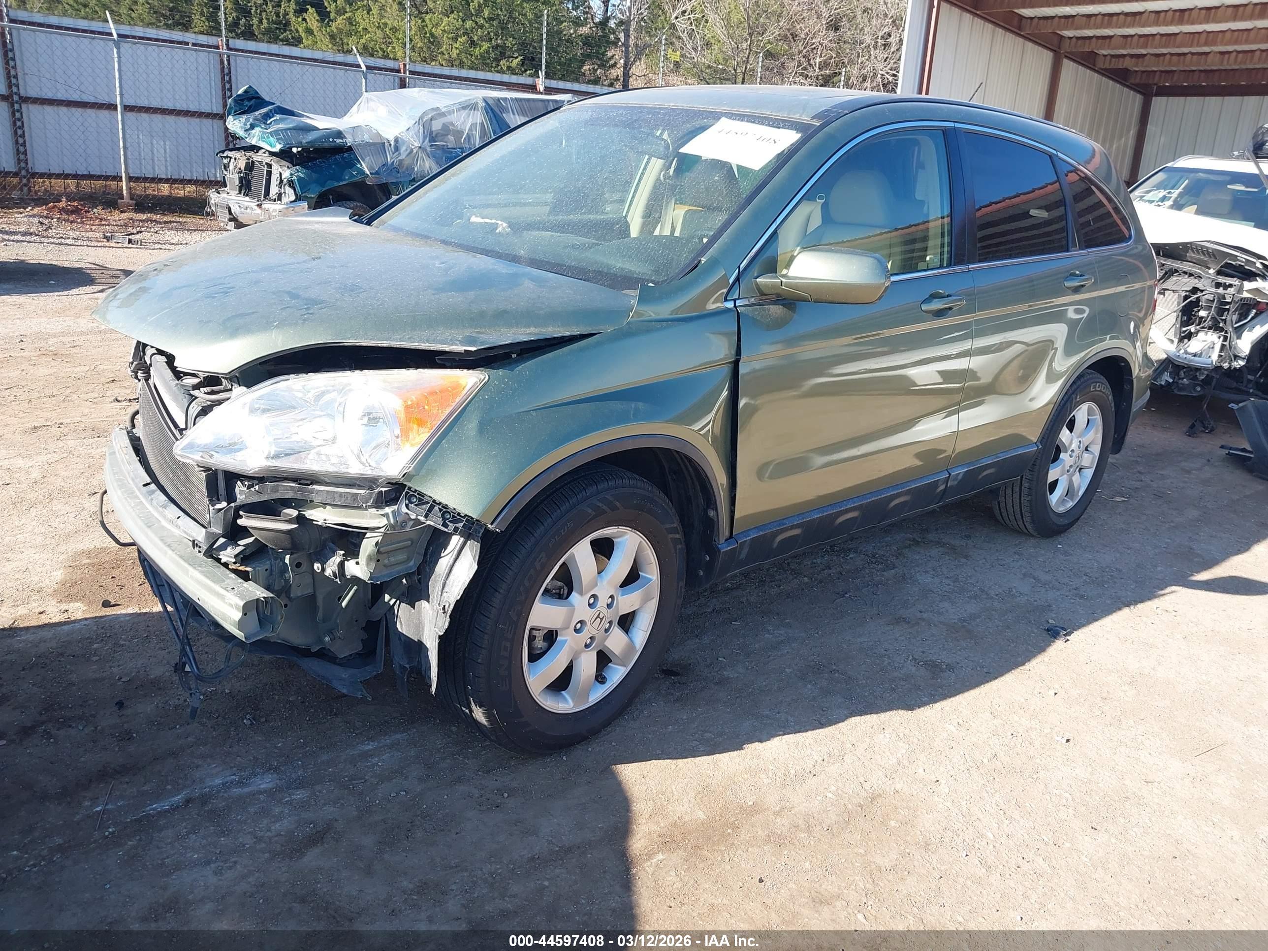HONDA CR-V image 2