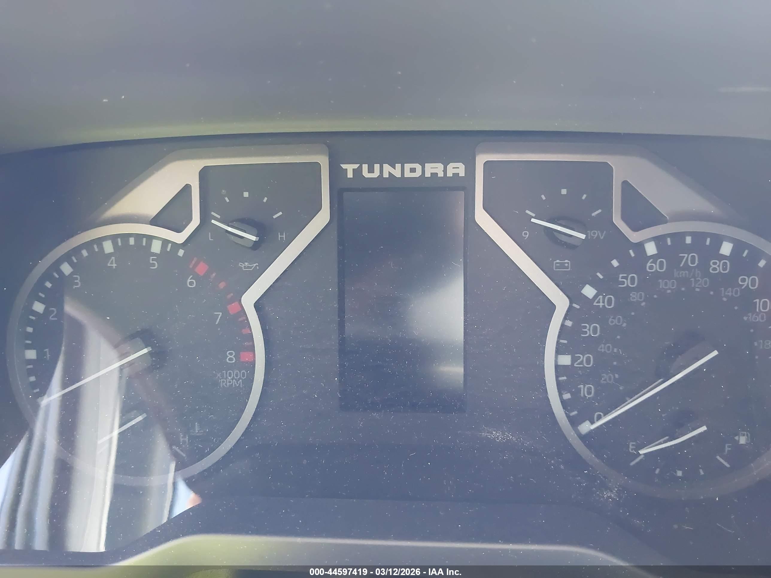 TOYOTA TUNDRA image 7