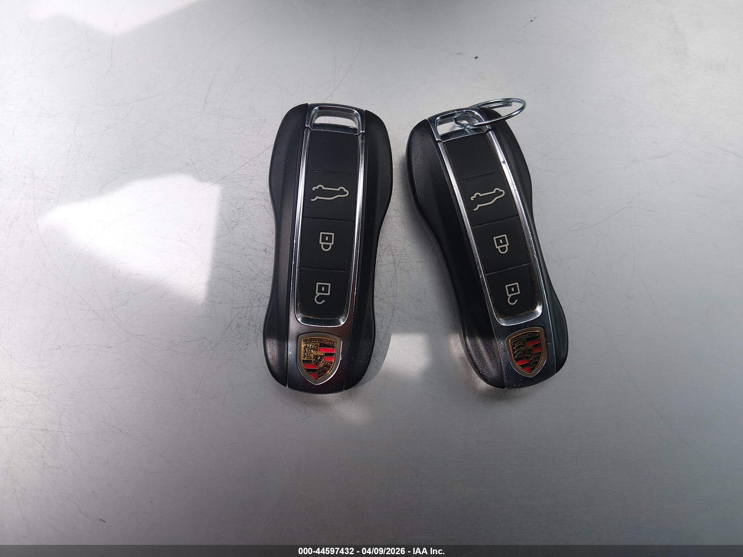 PORSCHE CAYENNE image 11