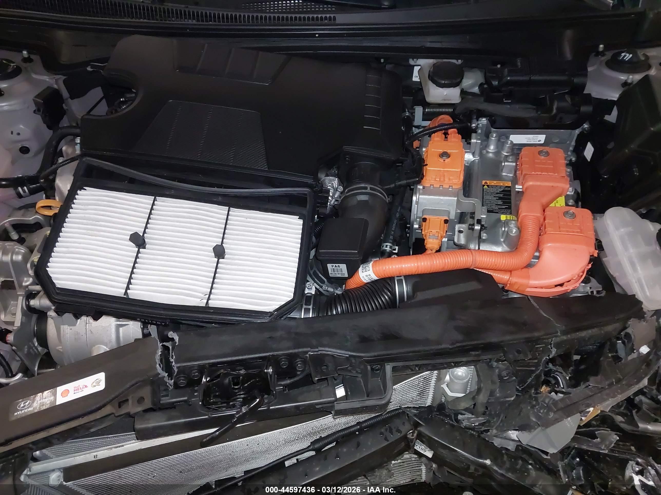 HYUNDAI ELANTRA image 10