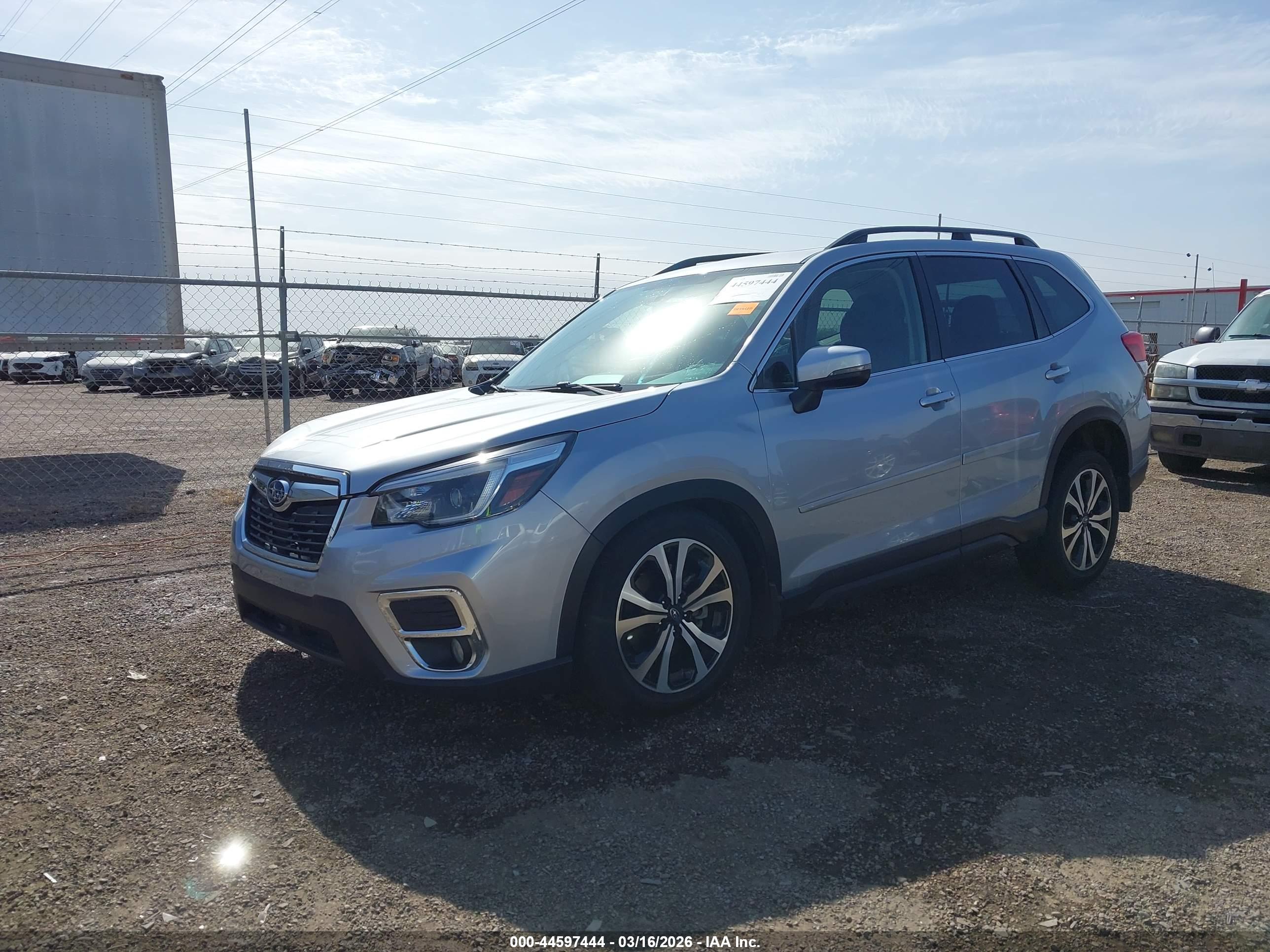 SUBARU FORESTER image 2