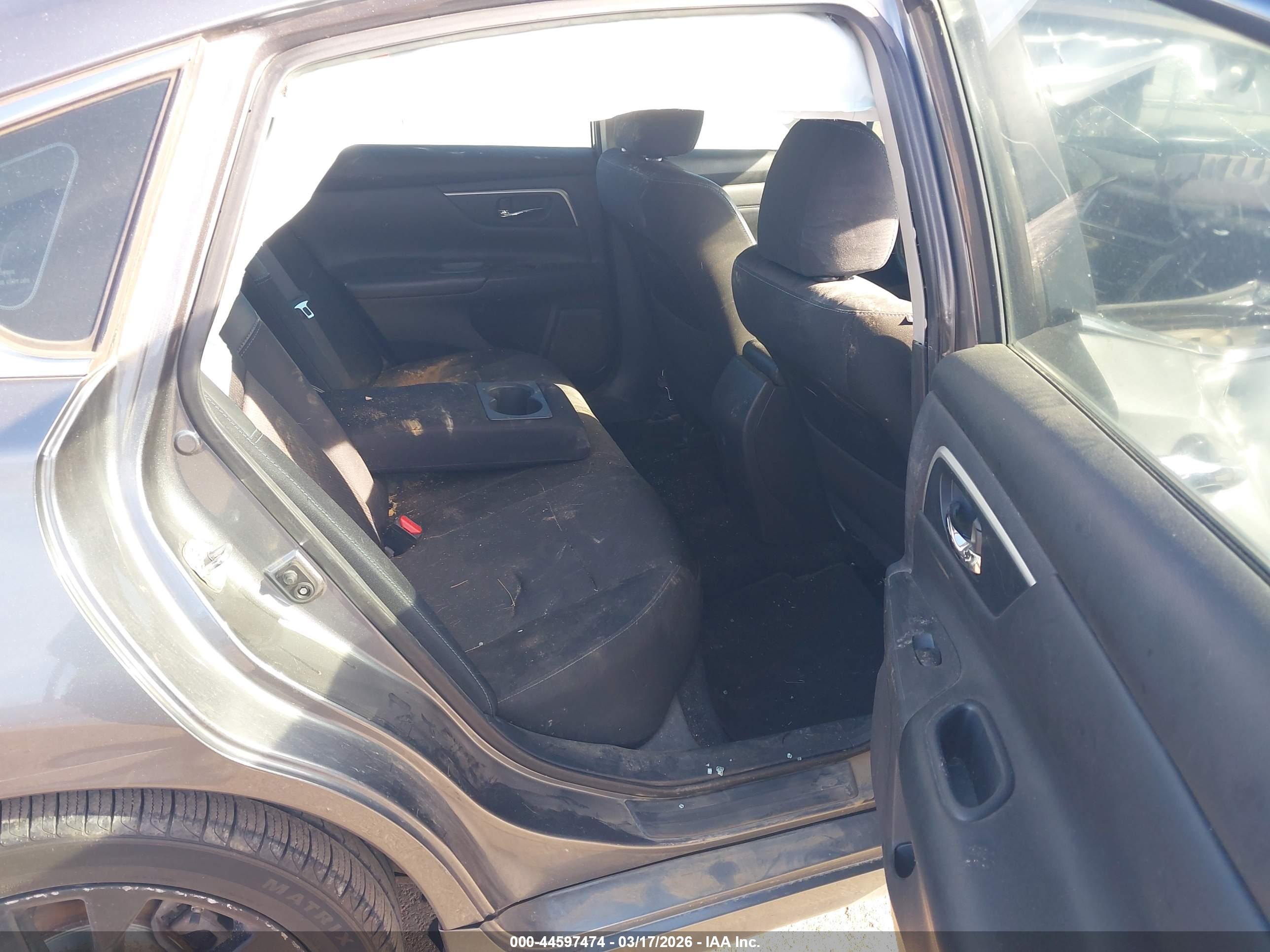 NISSAN ALTIMA image 8