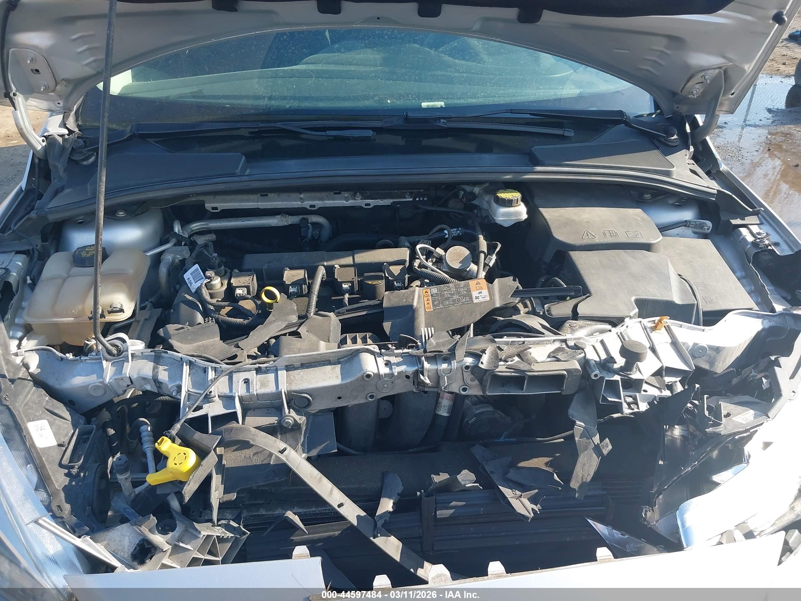 FORD FOCUS image 10