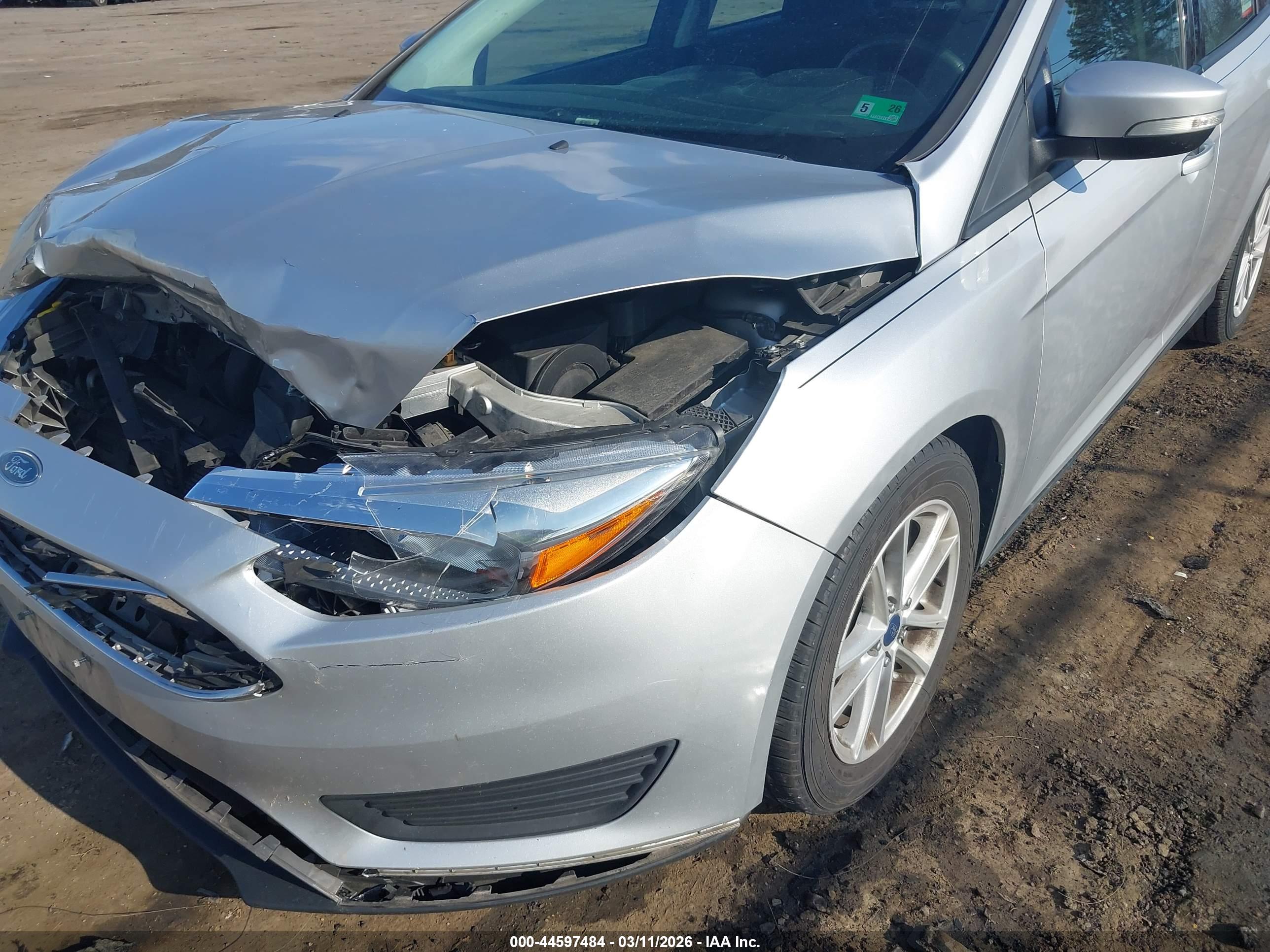 FORD FOCUS image 6